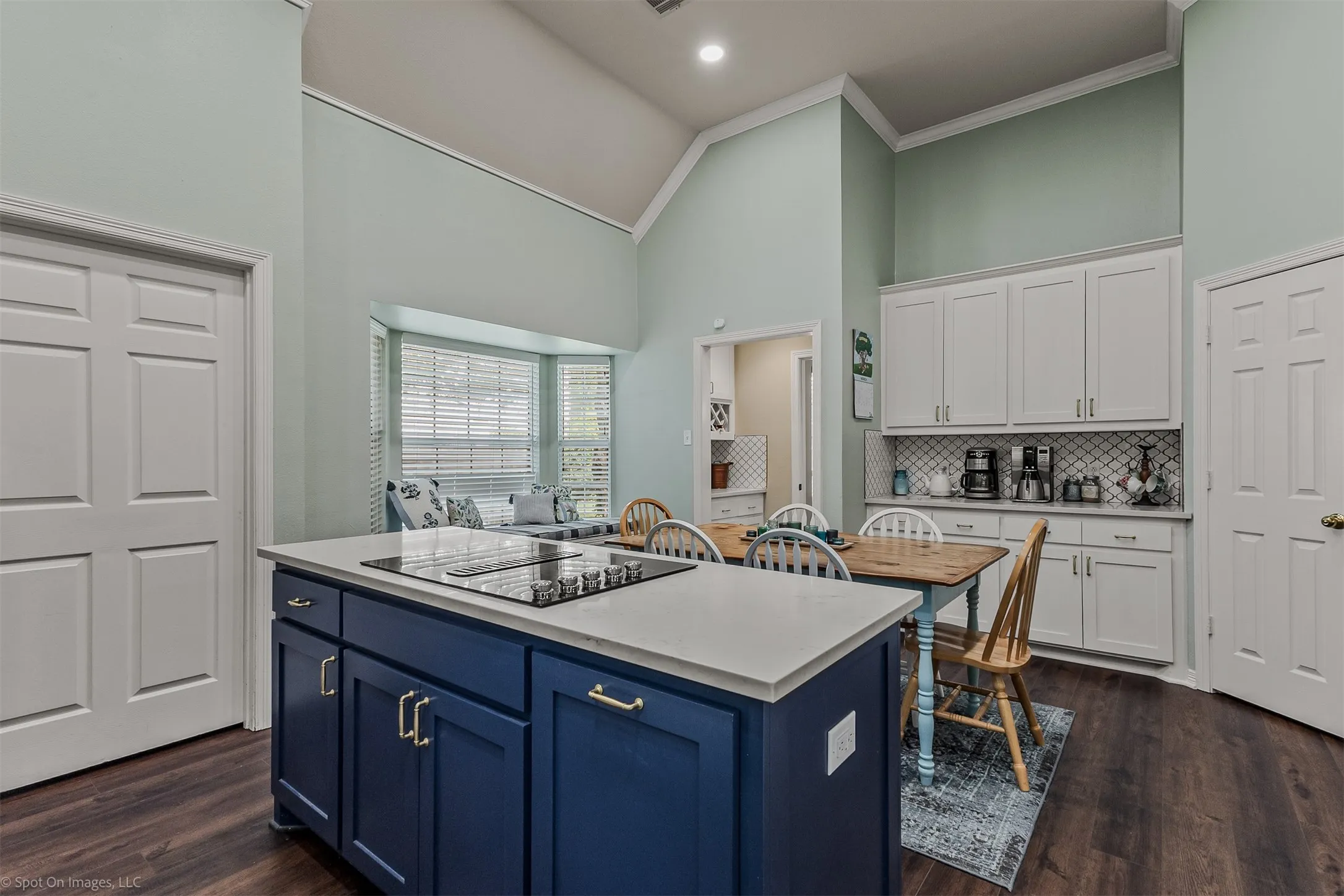 Single Family Residence For Sale in Rockwall County , 1790 Wind Hill Road, Rockwall, Texas 75087, 4 Bedroom, 3 Bathroom, 2 Garage spaces, 2,441 Sqft, built in 1992, mls#21379486, Real Estate Agent in Rockwall, Homes For Sale in Rockwall county, Homes For Sale in Rockwall, Realtor in Rockwall Texas, Real Estate Brokerage Independent Realty Texas, Luminita Cordes Realtor