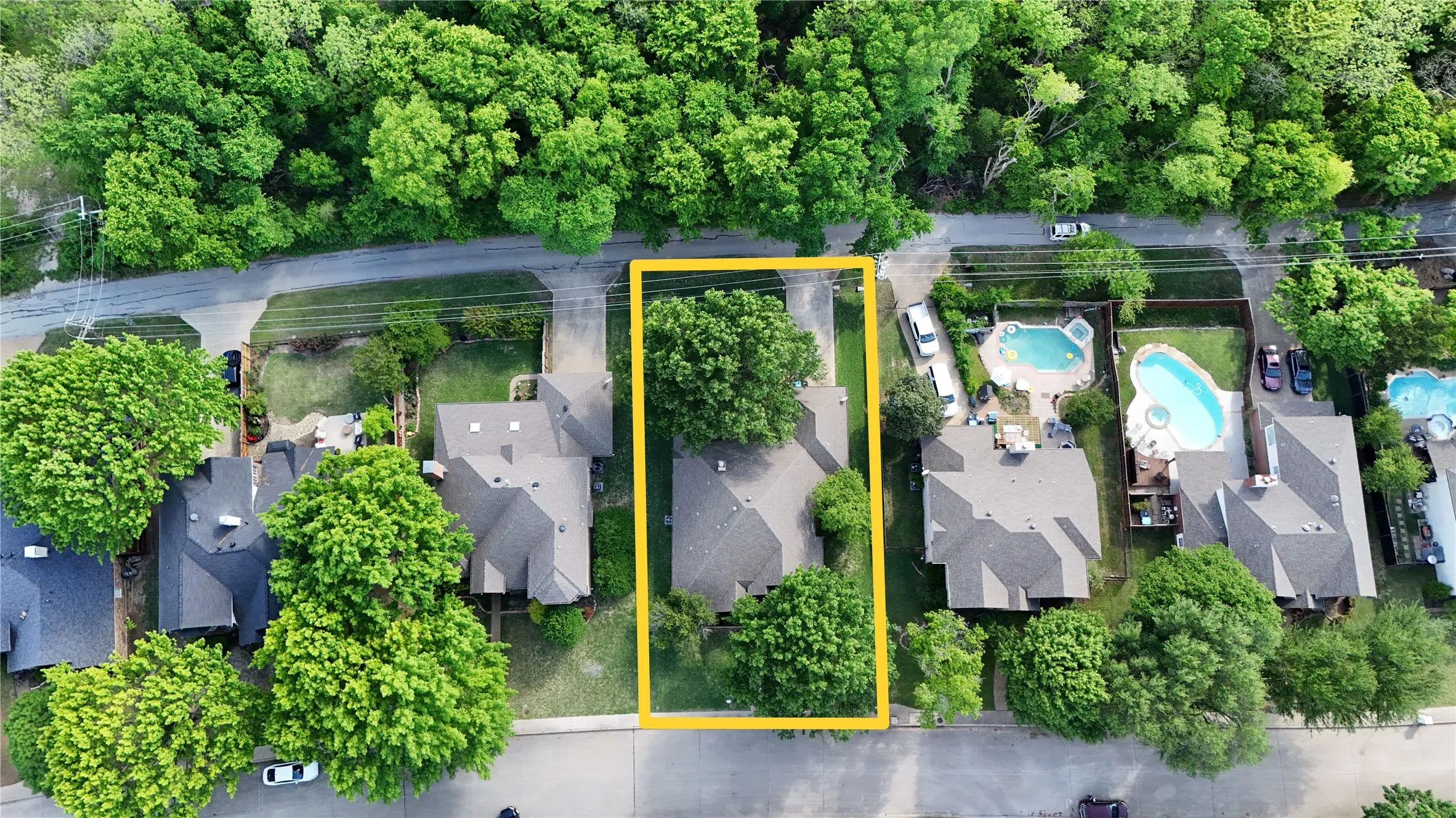 Greenbelt behind the property to always provide you privacy