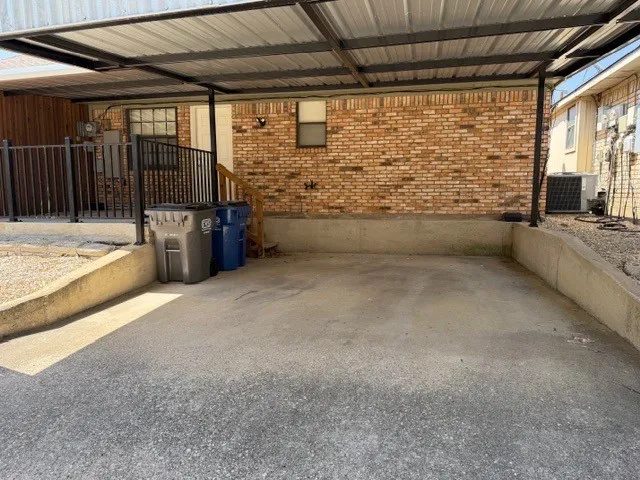 Duplex For Rent in Collin County , 505 Cedar Elm Lane, Allen, Texas 75002, 2 Bedroom, 2 Bathroom, Garage spaces, 1,394 Sqft, built in 1978, mls#21379929, Real Estate Agent in Allen, Homes For Rent in Collin county, Homes For Rent in Allen, Realtor in Allen Texas, Real Estate Brokerage Independent Realty Texas, Luminita Cordes Realtor