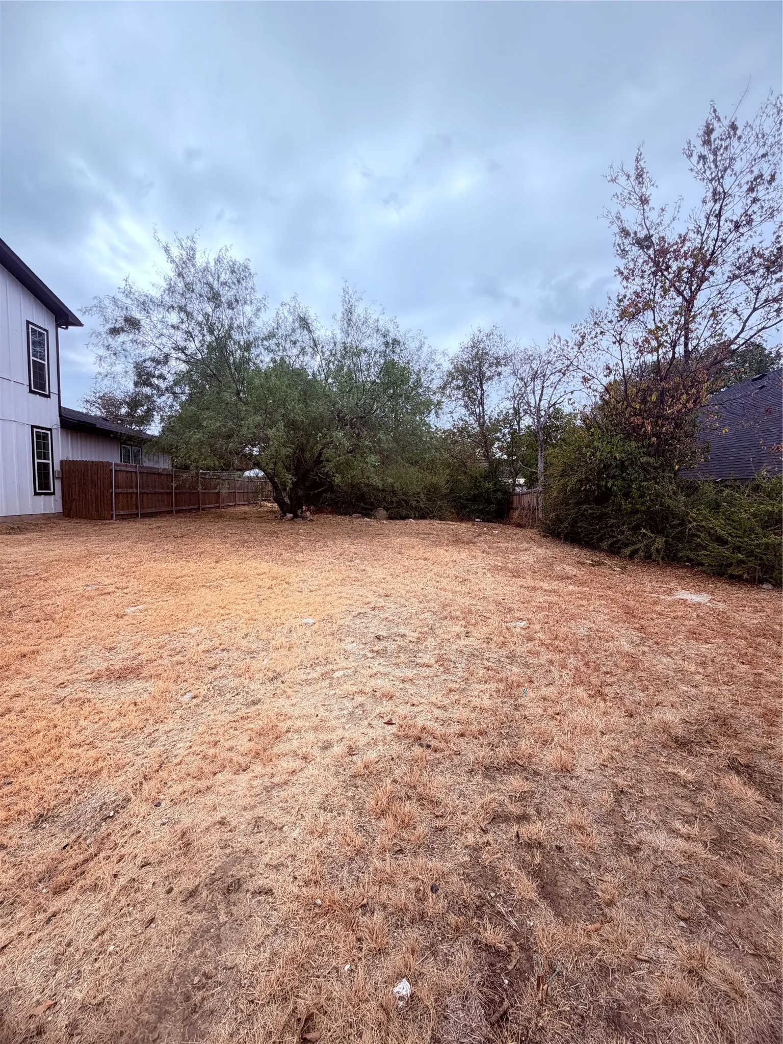 Unimproved Land For Sale in Tarrant County , 1520 Avenue D, Fort Worth, Texas 76104, 0, 0, Garage spaces, 0 Sqft, built in 0, mls#21379042, Real Estate Agent in Fort Worth, Homes For Sale in Tarrant county, Homes For Sale in Fort Worth, Realtor in Fort Worth Texas, Real Estate Brokerage Independent Realty Texas, Luminita Cordes Realtor