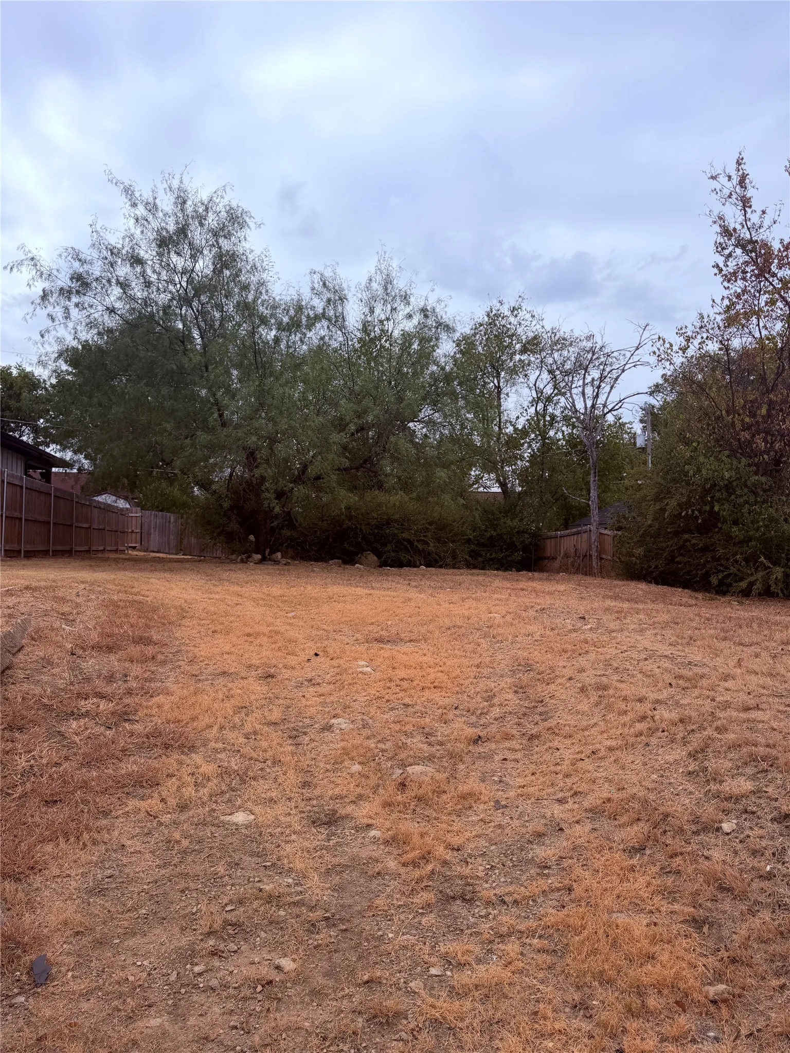 Unimproved Land For Sale in Tarrant County , 1520 Avenue D, Fort Worth, Texas 76104, 0, 0, Garage spaces, 0 Sqft, built in 0, mls#21379042, Real Estate Agent in Fort Worth, Homes For Sale in Tarrant county, Homes For Sale in Fort Worth, Realtor in Fort Worth Texas, Real Estate Brokerage Independent Realty Texas, Luminita Cordes Realtor