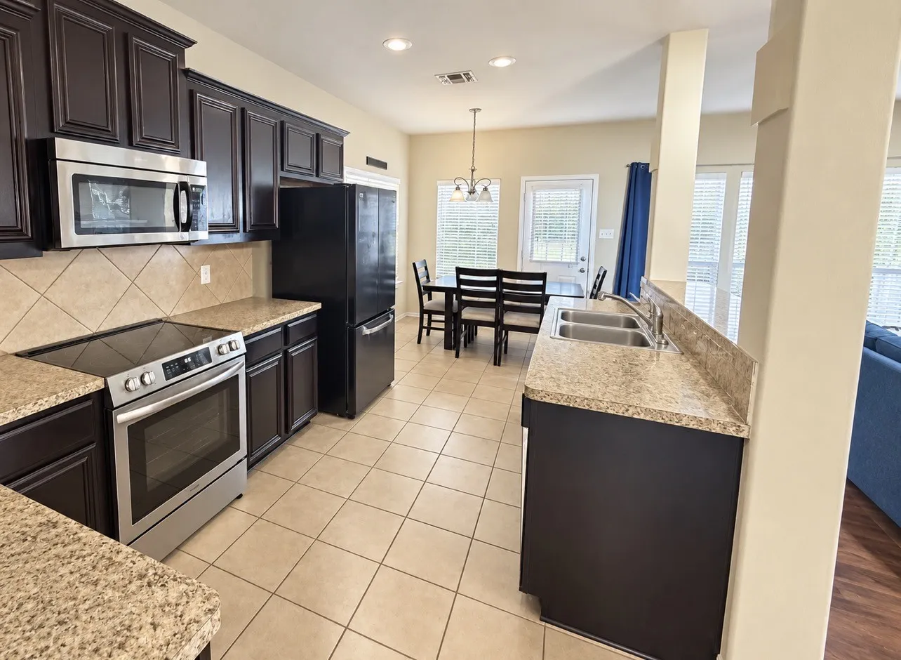 Single Family Residence For Sale in Dallas County , 2104 Stonewood Drive, Lancaster, Texas 75134, 3 Bedroom, 3 Bathroom, 2 Garage spaces, 2,240 Sqft, built in 2014, mls#21379935, Real Estate Agent in Lancaster, Homes For Sale in Dallas county, Homes For Sale in Lancaster, Realtor in Lancaster Texas, Real Estate Brokerage Independent Realty Texas, Luminita Cordes Realtor