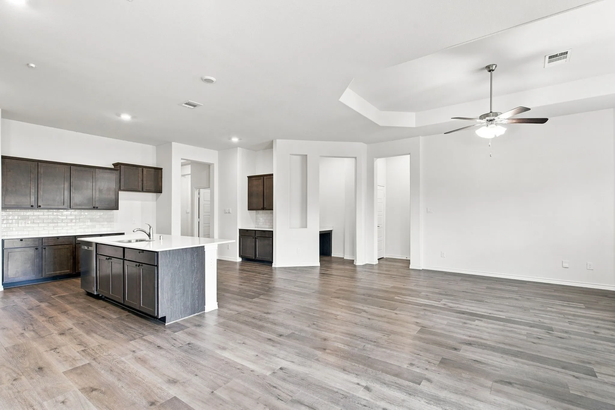 Single Family Residence For Sale in Denton County , 13409 Sueca Drive, Little Elm, Texas 75068, 4 Bedroom, 2 Bathroom, 2 Garage spaces, 2,033 Sqft, built in 2023, mls#21362024, Real Estate Agent in Little Elm, Homes For Sale in Denton county, Homes For Sale in Little Elm, Realtor in Little Elm Texas, Real Estate Brokerage Independent Realty Texas, Luminita Cordes Realtor