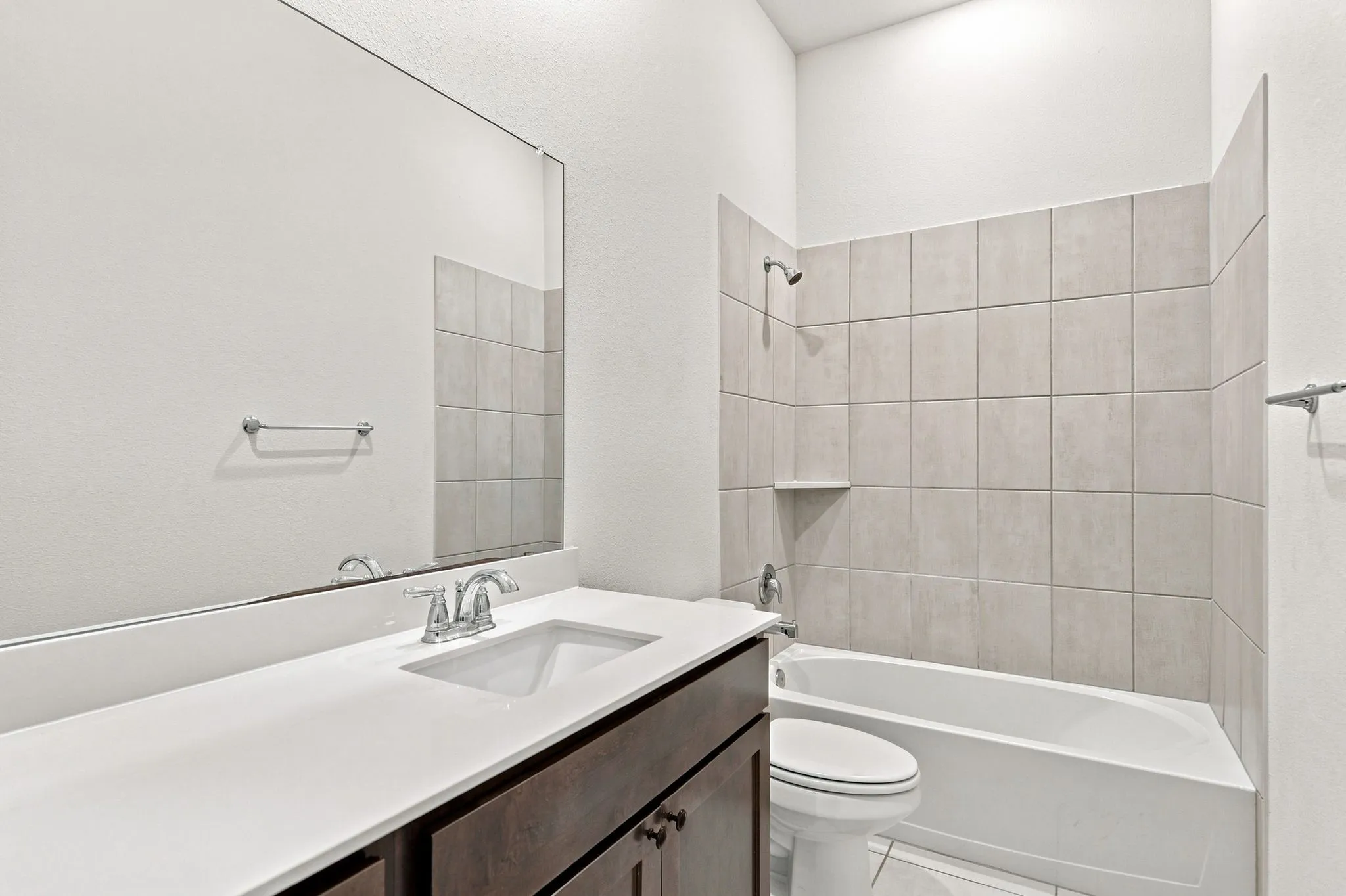 Single Family Residence For Sale in Denton County , 13409 Sueca Drive, Little Elm, Texas 75068, 4 Bedroom, 2 Bathroom, 2 Garage spaces, 2,033 Sqft, built in 2023, mls#21362024, Real Estate Agent in Little Elm, Homes For Sale in Denton county, Homes For Sale in Little Elm, Realtor in Little Elm Texas, Real Estate Brokerage Independent Realty Texas, Luminita Cordes Realtor
