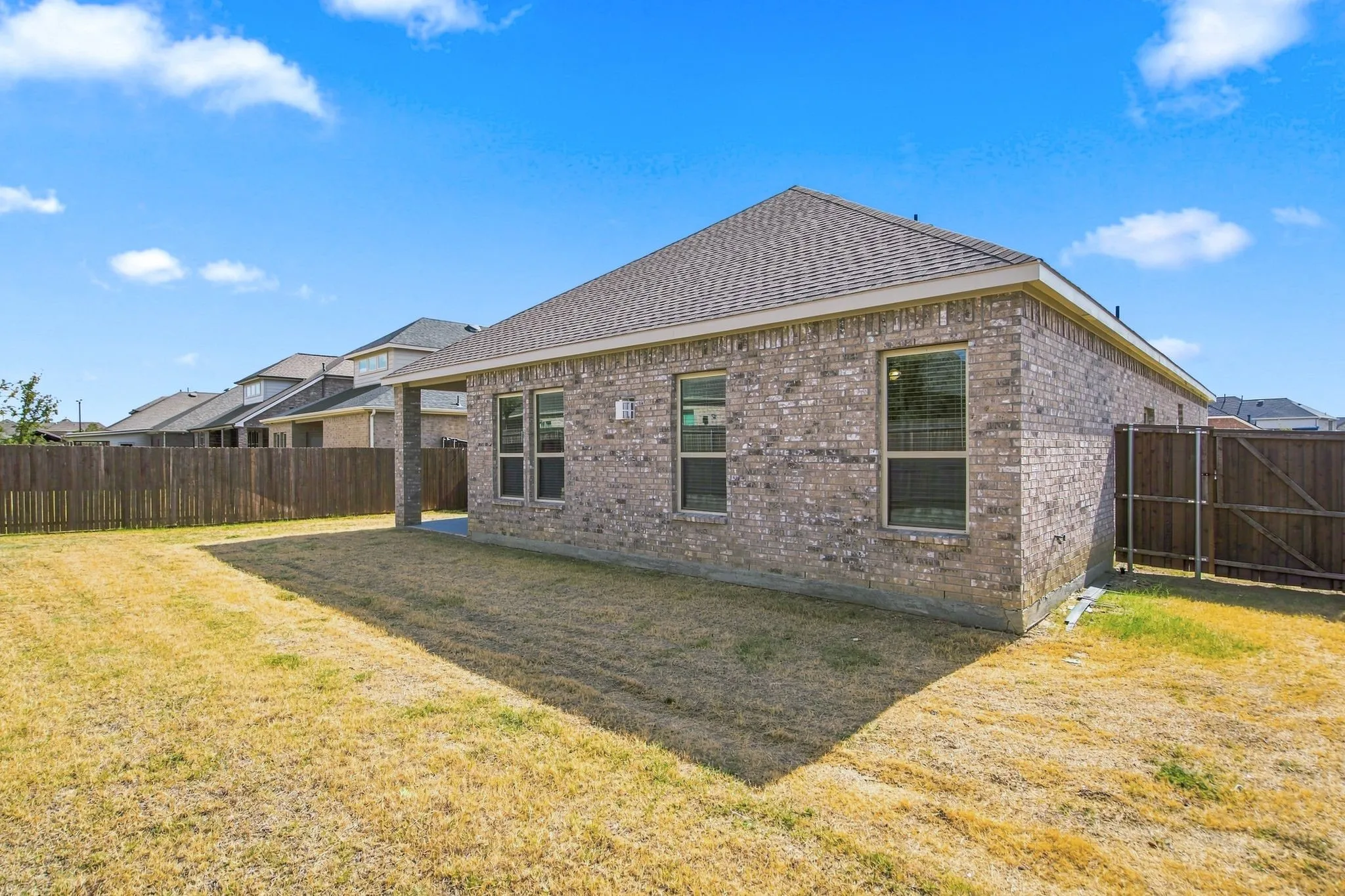 Single Family Residence For Sale in Denton County , 13409 Sueca Drive, Little Elm, Texas 75068, 4 Bedroom, 2 Bathroom, 2 Garage spaces, 2,033 Sqft, built in 2023, mls#21362024, Real Estate Agent in Little Elm, Homes For Sale in Denton county, Homes For Sale in Little Elm, Realtor in Little Elm Texas, Real Estate Brokerage Independent Realty Texas, Luminita Cordes Realtor