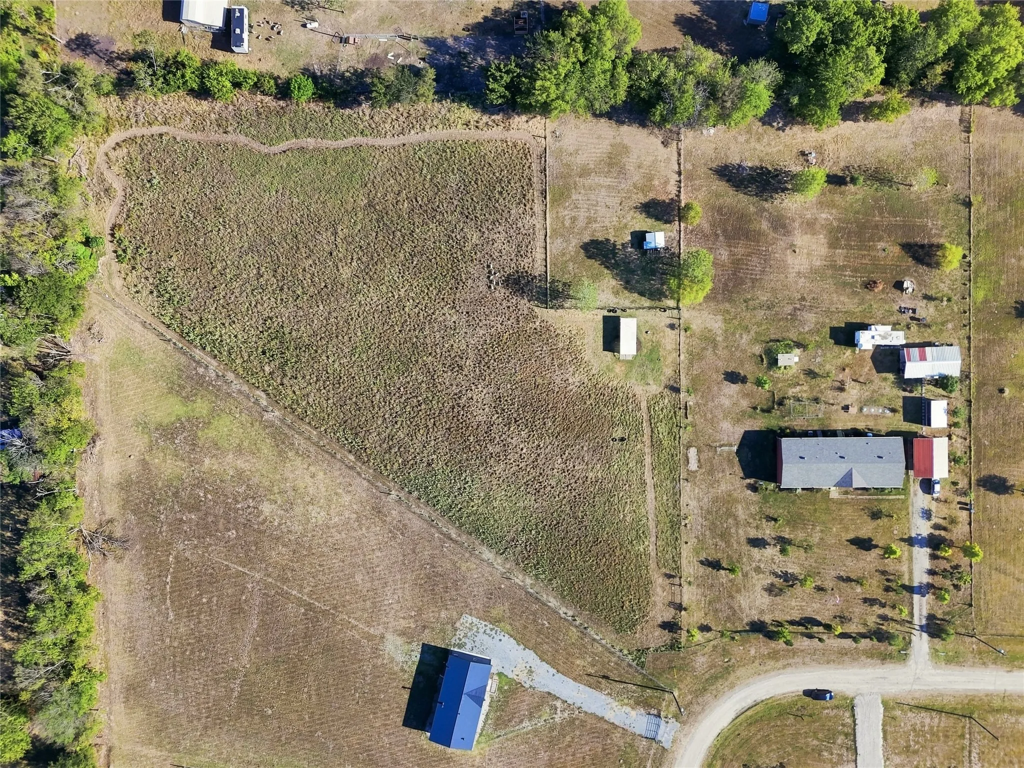 Mobile Home For Sale in Hunt County , 8379 Alice Circle, Quinlan, Texas 75474, 4 Bedroom, 3 Bathroom, 4 Garage spaces, 2,080 Sqft, built in 2017, mls#21378741, Real Estate Agent in Quinlan, Homes For Sale in Hunt county, Homes For Sale in Quinlan, Realtor in Quinlan Texas, Real Estate Brokerage Independent Realty Texas, Luminita Cordes Realtor