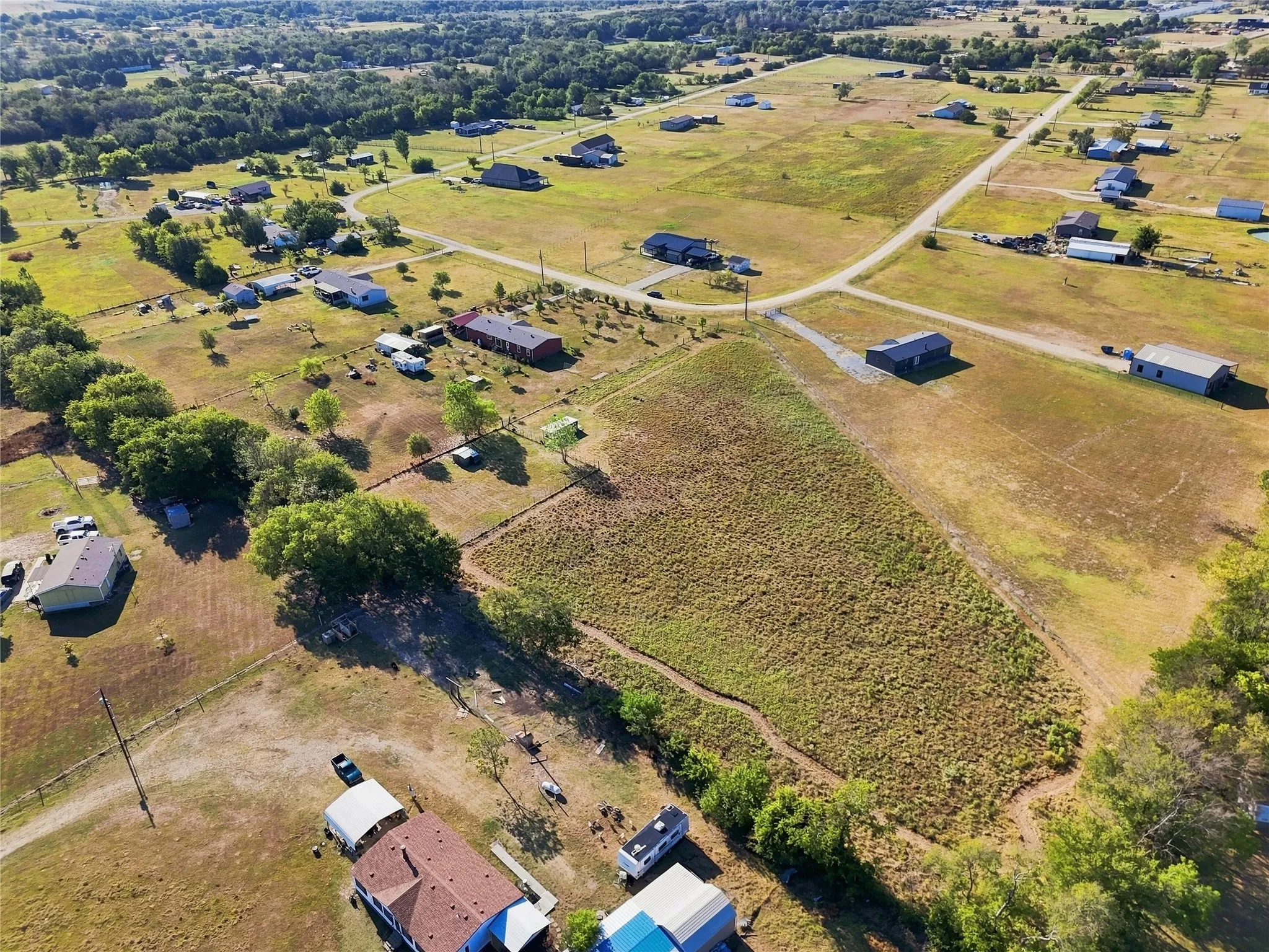 Mobile Home For Sale in Hunt County , 8379 Alice Circle, Quinlan, Texas 75474, 4 Bedroom, 3 Bathroom, 4 Garage spaces, 2,080 Sqft, built in 2017, mls#21378741, Real Estate Agent in Quinlan, Homes For Sale in Hunt county, Homes For Sale in Quinlan, Realtor in Quinlan Texas, Real Estate Brokerage Independent Realty Texas, Luminita Cordes Realtor
