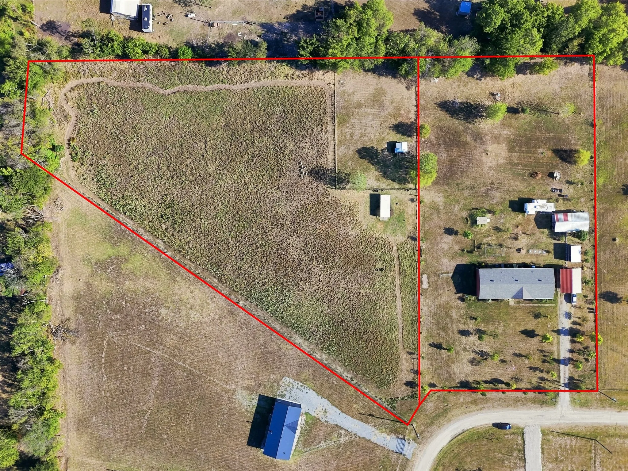Mobile Home For Sale in Hunt County , 8379 Alice Circle, Quinlan, Texas 75474, 4 Bedroom, 3 Bathroom, 4 Garage spaces, 2,080 Sqft, built in 2017, mls#21378741, Real Estate Agent in Quinlan, Homes For Sale in Hunt county, Homes For Sale in Quinlan, Realtor in Quinlan Texas, Real Estate Brokerage Independent Realty Texas, Luminita Cordes Realtor