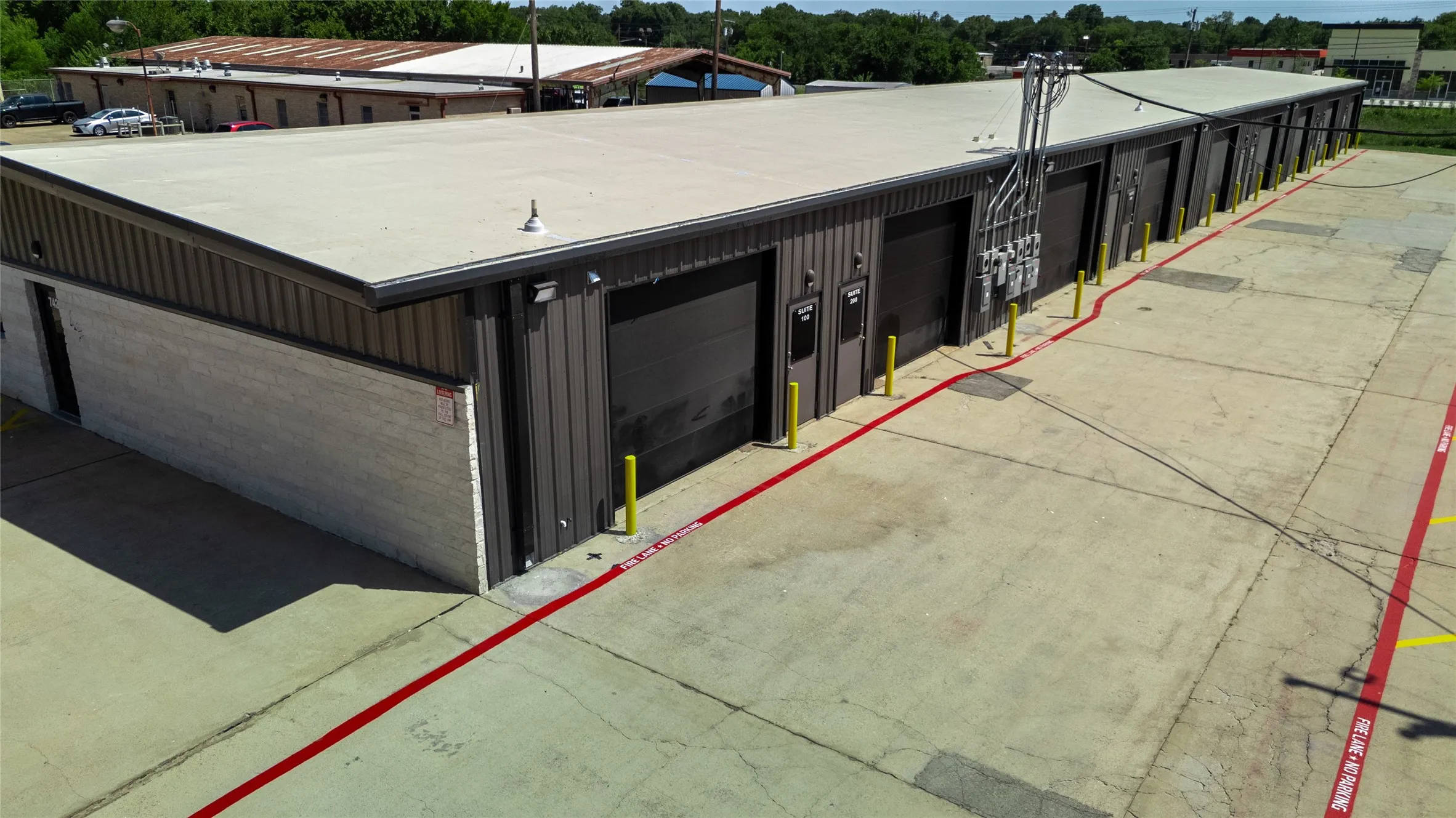 Industrial For Rent in Dallas County , 742 Dalworth Drive 300, Mesquite, Texas 75149, 0, 0, Garage spaces, 2,500 Sqft, built in 1980, mls#21320100, Real Estate Agent in Mesquite, Homes For Rent in Dallas county, Homes For Rent in Mesquite, Realtor in Mesquite Texas, Real Estate Brokerage Independent Realty Texas, Luminita Cordes Realtor