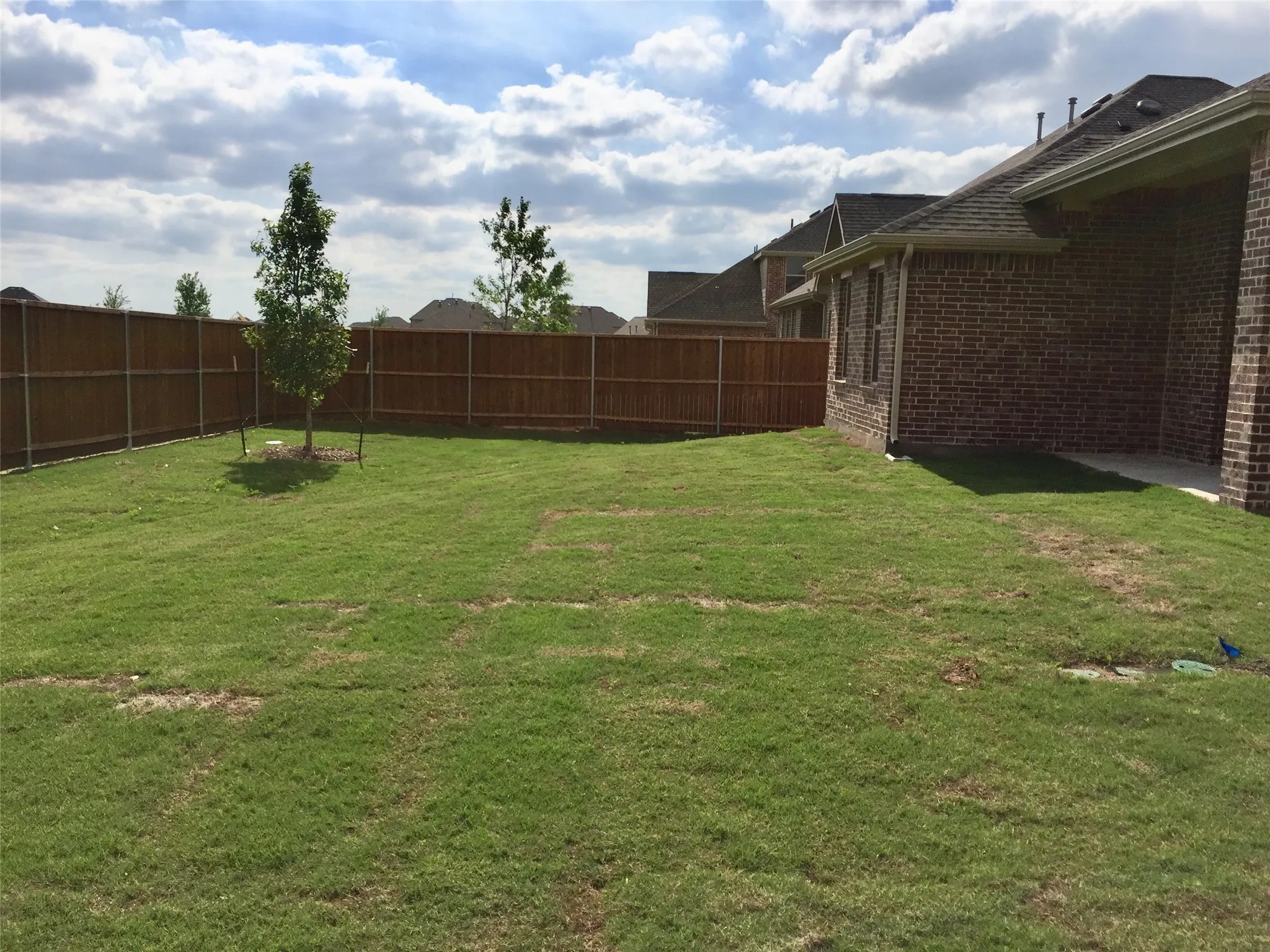 Single Family Residence For Rent in Collin County , 2734 Salt Creek Way, Celina, Texas 75078, 3 Bedroom, 2 Bathroom, 3 Garage spaces, 1,873 Sqft, built in 2019, mls#21379927, Real Estate Agent in Celina, Homes For Rent in Collin county, Homes For Rent in Celina, Realtor in Celina Texas, Real Estate Brokerage Independent Realty Texas, Luminita Cordes Realtor