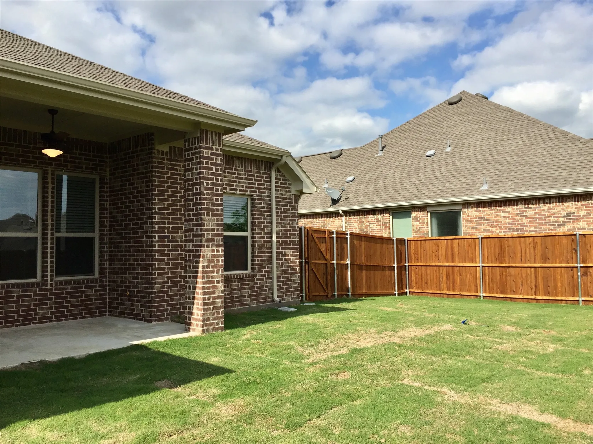 Single Family Residence For Rent in Collin County , 2734 Salt Creek Way, Celina, Texas 75078, 3 Bedroom, 2 Bathroom, 3 Garage spaces, 1,873 Sqft, built in 2019, mls#21379927, Real Estate Agent in Celina, Homes For Rent in Collin county, Homes For Rent in Celina, Realtor in Celina Texas, Real Estate Brokerage Independent Realty Texas, Luminita Cordes Realtor