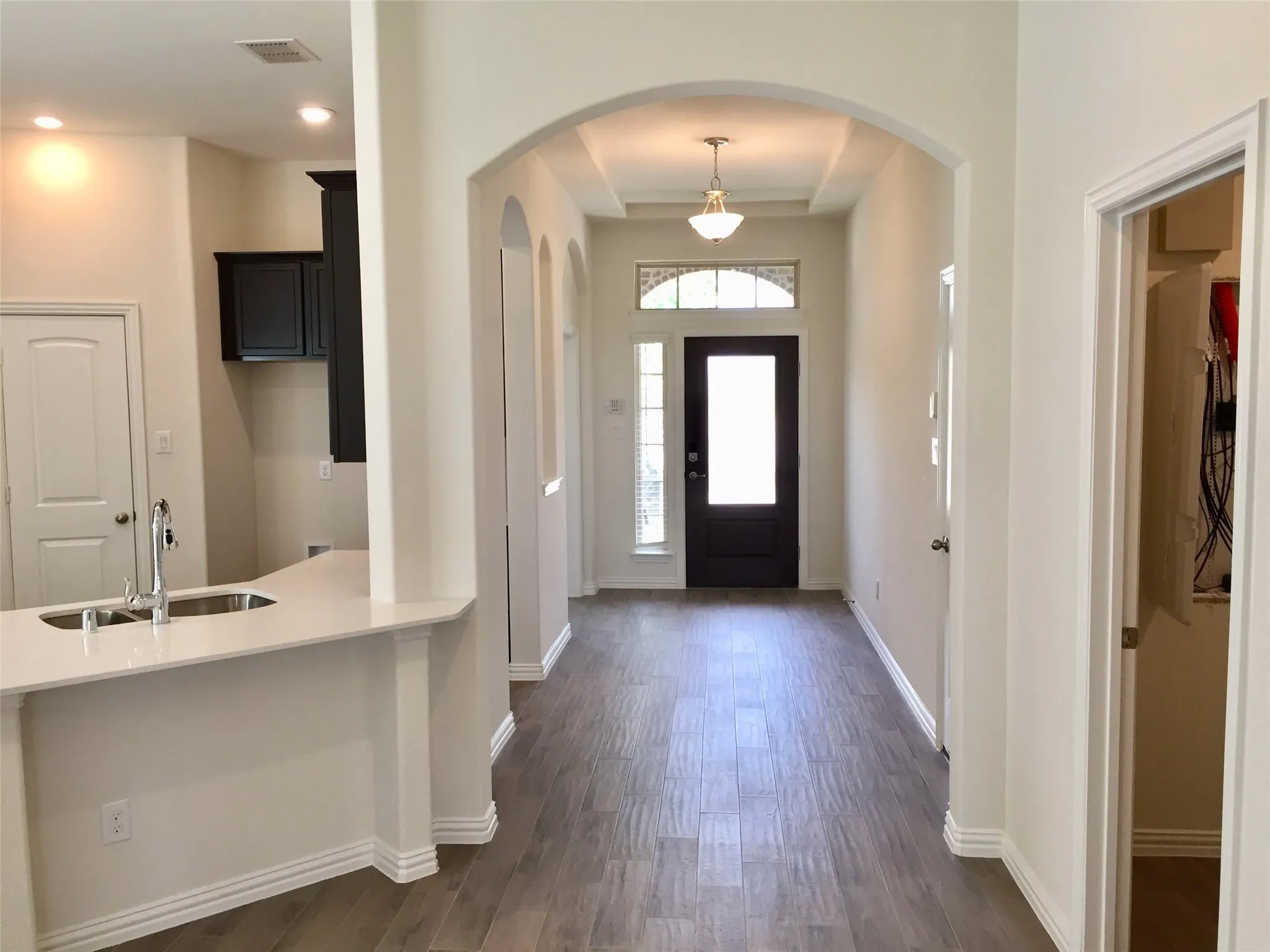 Single Family Residence For Rent in Collin County , 2734 Salt Creek Way, Celina, Texas 75078, 3 Bedroom, 2 Bathroom, 3 Garage spaces, 1,873 Sqft, built in 2019, mls#21379927, Real Estate Agent in Celina, Homes For Rent in Collin county, Homes For Rent in Celina, Realtor in Celina Texas, Real Estate Brokerage Independent Realty Texas, Luminita Cordes Realtor