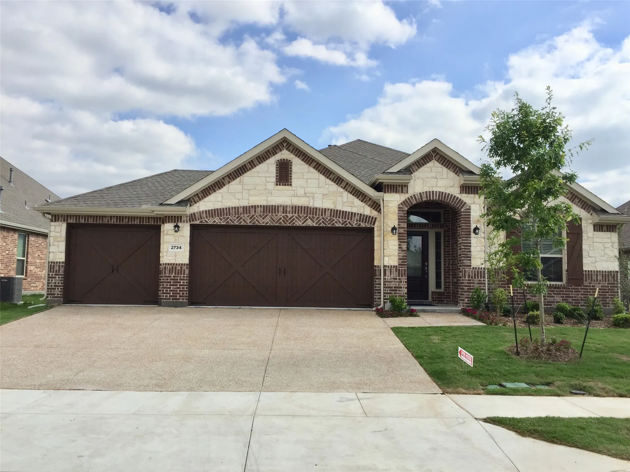 Single Family Residence For Rent in Collin County , 2734 Salt Creek Way, Celina, Texas 75078, 3 Bedroom, 2 Bathroom, 3 Garage spaces, 1,873 Sqft, built in 2019, mls#21379927, Real Estate Agent in Celina, Homes For Rent in Collin county, Homes For Rent in Celina, Realtor in Celina Texas, Real Estate Brokerage Independent Realty Texas, Luminita Cordes Realtor