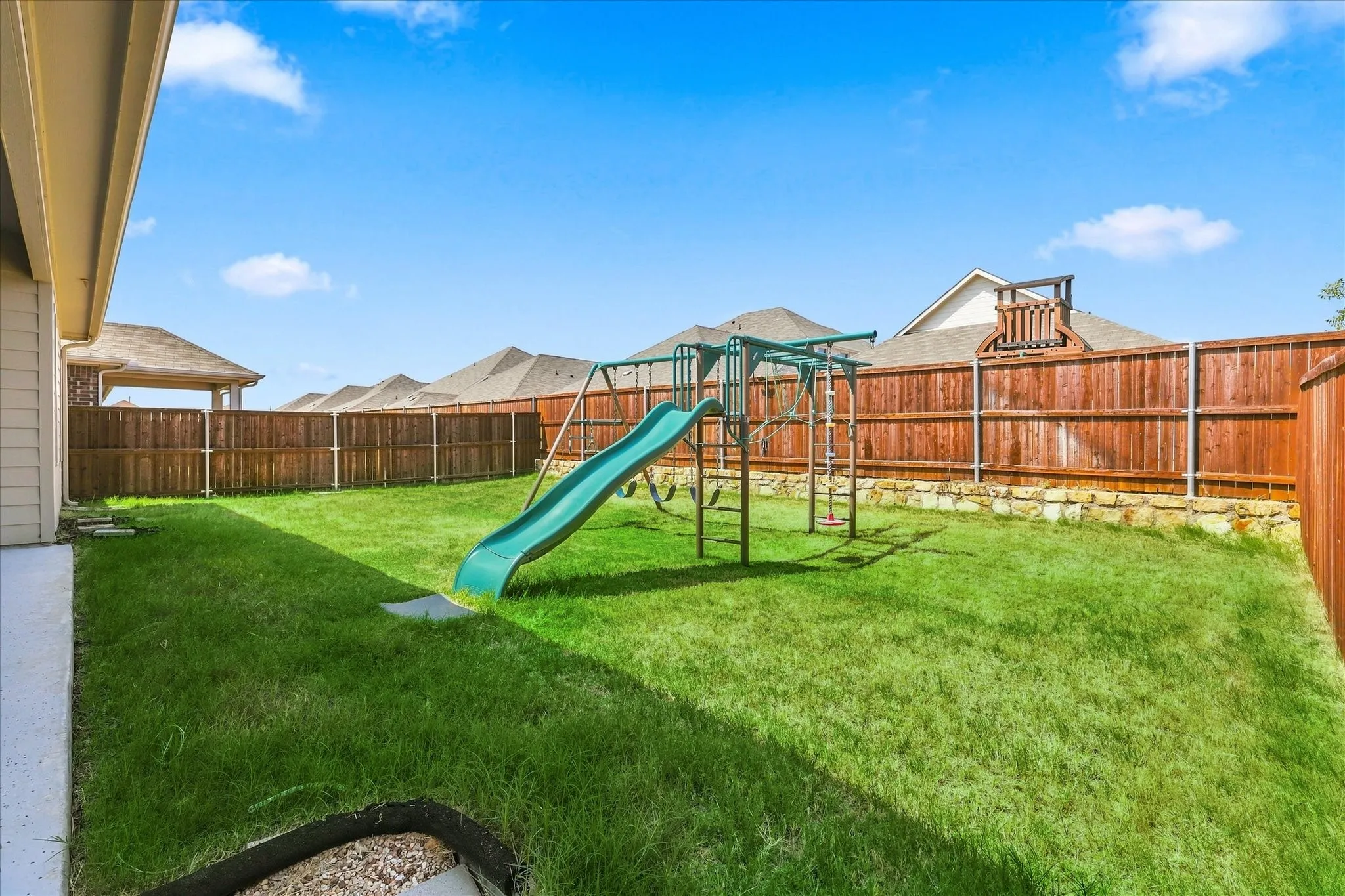 Single Family Residence For Sale in Denton County , 3316 Kingsdown Drive, Denton, Texas 76207, 4 Bedroom, 4 Bathroom, 2 Garage spaces, 3,114 Sqft, built in 2023, mls#21377693, Real Estate Agent in Denton, Homes For Sale in Denton county, Homes For Sale in Denton, Realtor in Denton Texas, Real Estate Brokerage Independent Realty Texas, Luminita Cordes Realtor