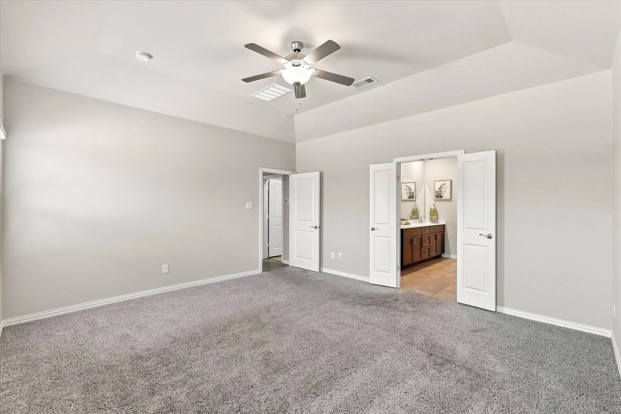 Single Family Residence For Sale in Denton County , 3316 Kingsdown Drive, Denton, Texas 76207, 4 Bedroom, 4 Bathroom, 2 Garage spaces, 3,114 Sqft, built in 2023, mls#21377693, Real Estate Agent in Denton, Homes For Sale in Denton county, Homes For Sale in Denton, Realtor in Denton Texas, Real Estate Brokerage Independent Realty Texas, Luminita Cordes Realtor