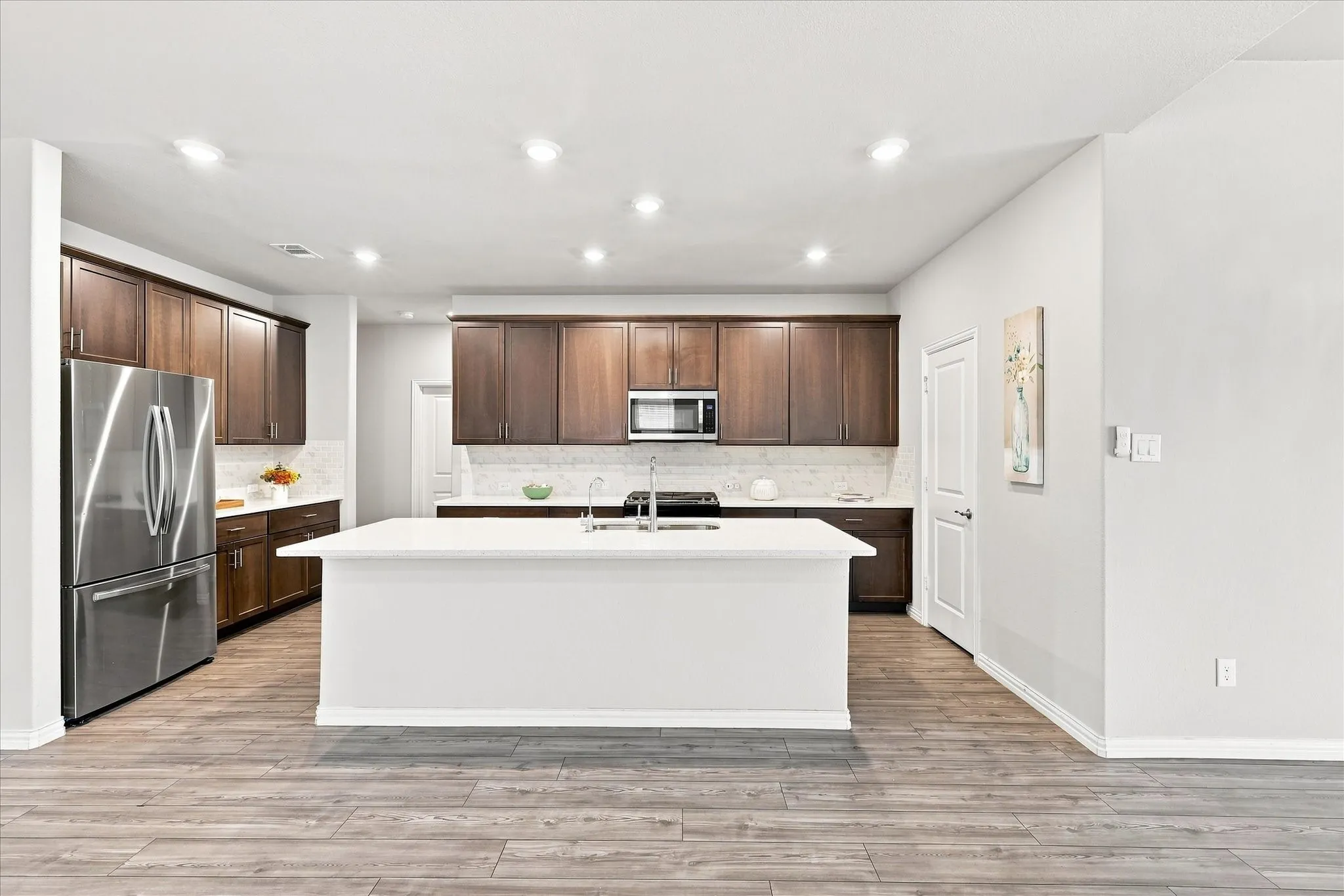 Single Family Residence For Sale in Denton County , 3316 Kingsdown Drive, Denton, Texas 76207, 4 Bedroom, 4 Bathroom, 2 Garage spaces, 3,114 Sqft, built in 2023, mls#21377693, Real Estate Agent in Denton, Homes For Sale in Denton county, Homes For Sale in Denton, Realtor in Denton Texas, Real Estate Brokerage Independent Realty Texas, Luminita Cordes Realtor