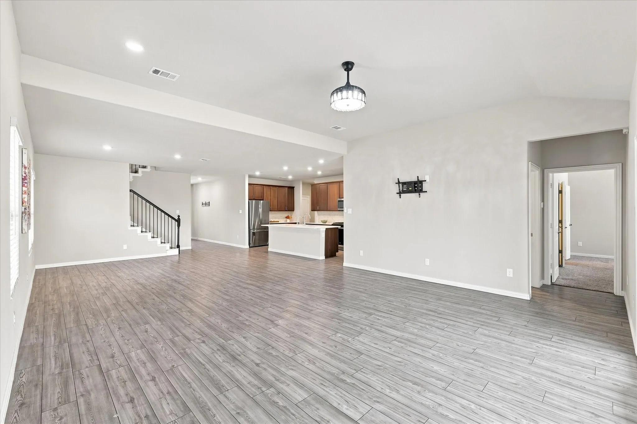 Single Family Residence For Sale in Denton County , 3316 Kingsdown Drive, Denton, Texas 76207, 4 Bedroom, 4 Bathroom, 2 Garage spaces, 3,114 Sqft, built in 2023, mls#21377693, Real Estate Agent in Denton, Homes For Sale in Denton county, Homes For Sale in Denton, Realtor in Denton Texas, Real Estate Brokerage Independent Realty Texas, Luminita Cordes Realtor