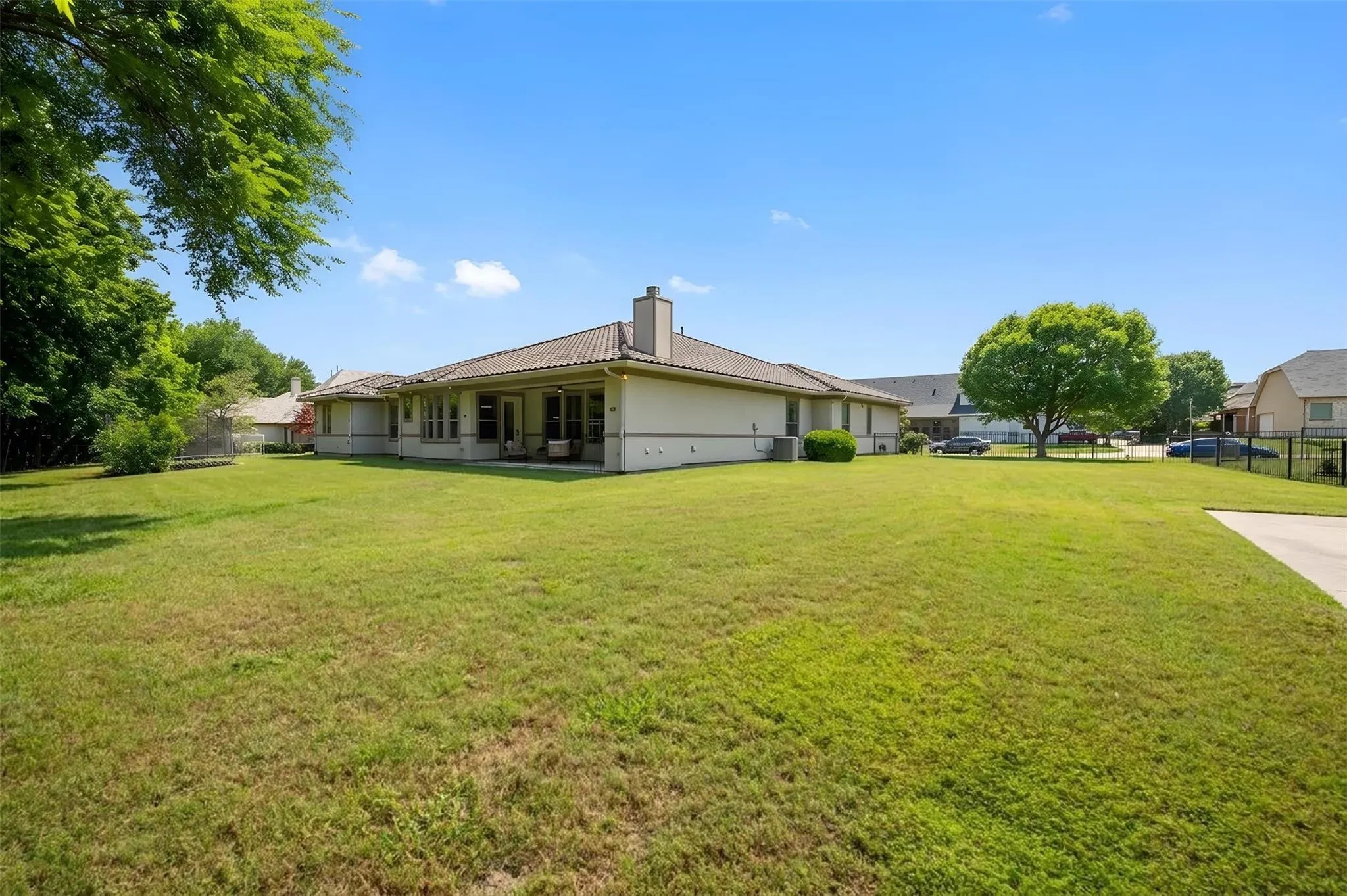 Single Family Residence For Sale in Collin County , 5405 Squeezepenny Lane, Mc Kinney, Texas 75070, 4 Bedroom, 4 Bathroom, 3 Garage spaces, 4,138 Sqft, built in 2011, mls#21379916, Real Estate Agent in Mc Kinney, Homes For Sale in Collin county, Homes For Sale in Mc Kinney, Realtor in Mc Kinney Texas, Real Estate Brokerage Independent Realty Texas, Luminita Cordes Realtor