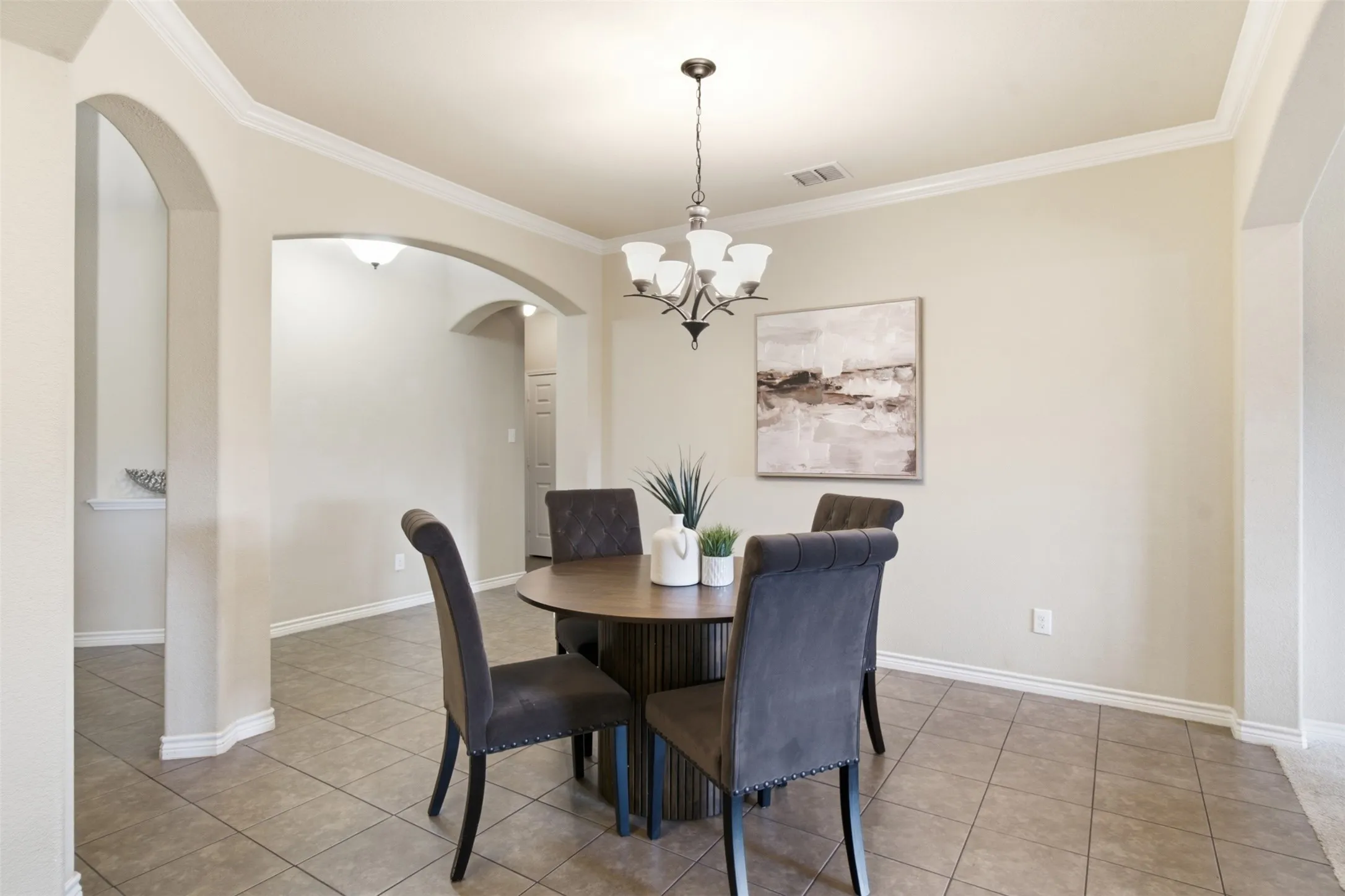 Single Family Residence For Sale in Hunt County , 2912 Glenoaks Drive, Royse City, Texas 75189, 4 Bedroom, 2 Bathroom, 2 Garage spaces, 2,149 Sqft, built in 2011, mls#21379850, Real Estate Agent in Royse City, Homes For Sale in Hunt county, Homes For Sale in Royse City, Realtor in Royse City Texas, Real Estate Brokerage Independent Realty Texas, Luminita Cordes Realtor