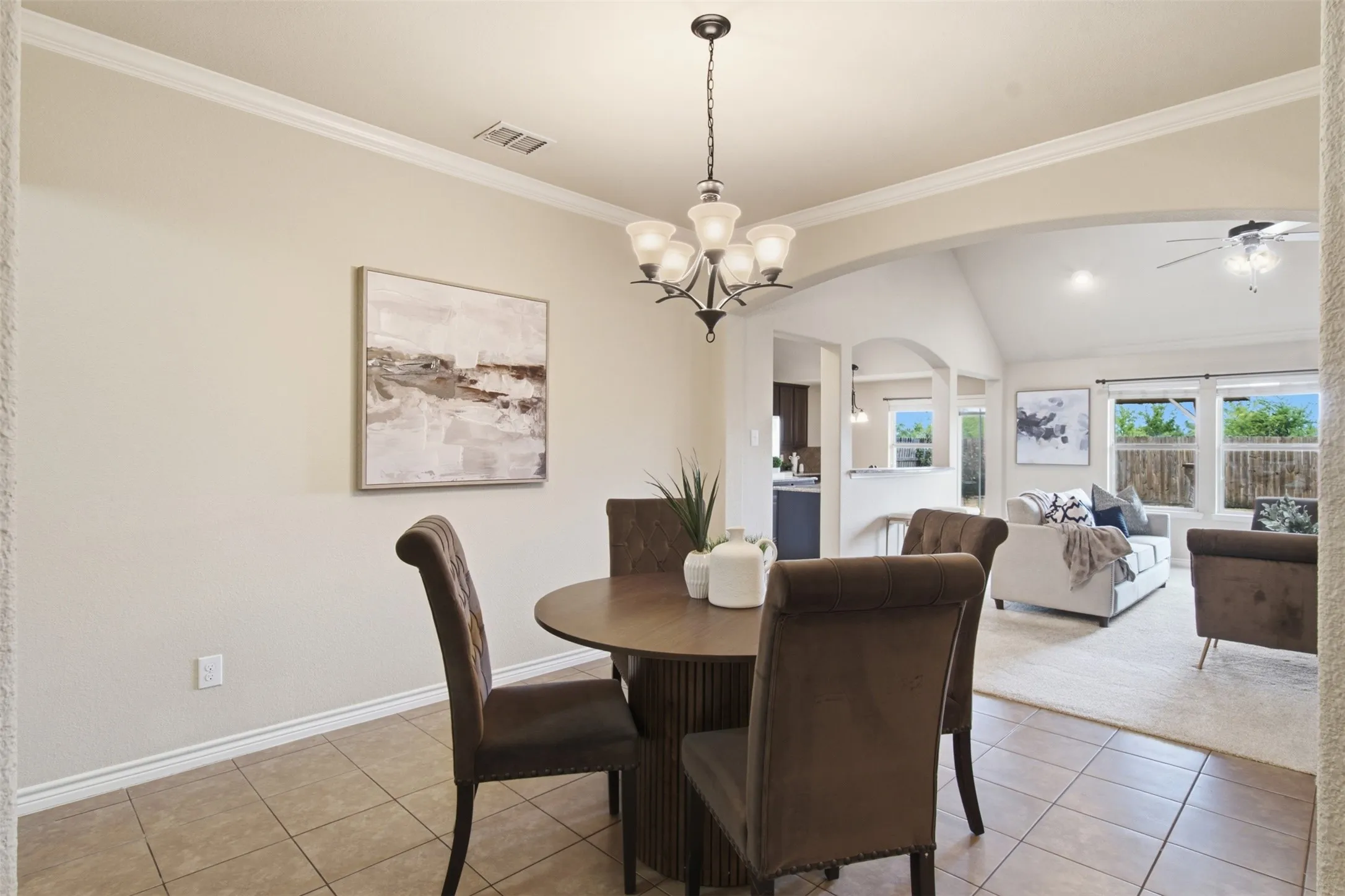 Single Family Residence For Sale in Hunt County , 2912 Glenoaks Drive, Royse City, Texas 75189, 4 Bedroom, 2 Bathroom, 2 Garage spaces, 2,149 Sqft, built in 2011, mls#21379850, Real Estate Agent in Royse City, Homes For Sale in Hunt county, Homes For Sale in Royse City, Realtor in Royse City Texas, Real Estate Brokerage Independent Realty Texas, Luminita Cordes Realtor