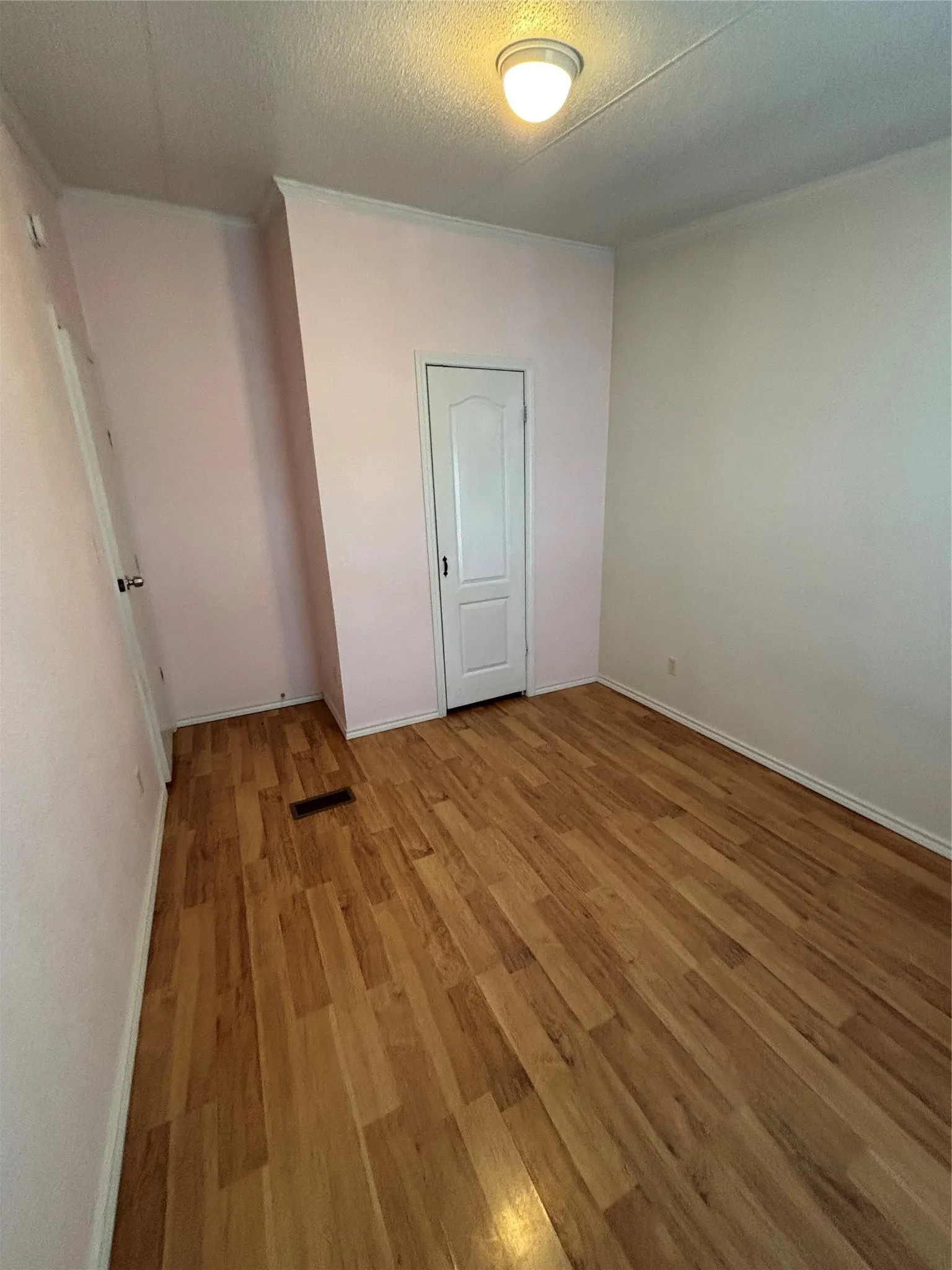 Manufactured Home For Rent in Parker County , 202 Tumbleweed Drive, Weatherford, Texas 76087, 3 Bedroom, 2 Bathroom, 3 Garage spaces, 1,680 Sqft, built in 1999, mls#21379954, Real Estate Agent in Weatherford, Homes For Rent in Parker county, Homes For Rent in Weatherford, Realtor in Weatherford Texas, Real Estate Brokerage Independent Realty Texas, Luminita Cordes Realtor
