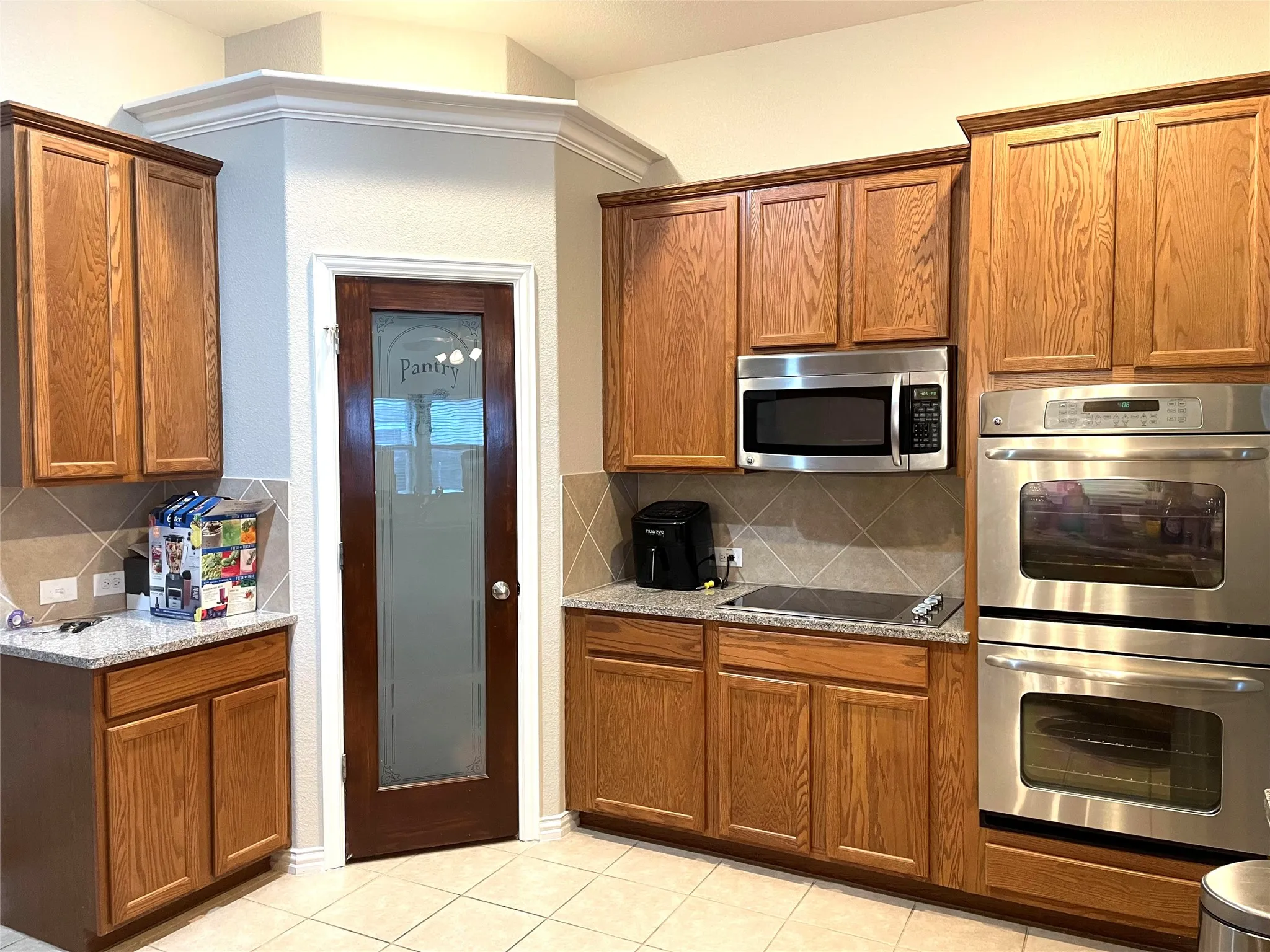 Single Family Residence For Rent in Tarrant County , 3964 Long Hollow Road, Fort Worth, Texas 76262, 4 Bedroom, 2 Bathroom, 2 Garage spaces, 2,142 Sqft, built in 2010, mls#21379955, Real Estate Agent in Fort Worth, Homes For Rent in Tarrant county, Homes For Rent in Fort Worth, Realtor in Fort Worth Texas, Real Estate Brokerage Independent Realty Texas, Luminita Cordes Realtor