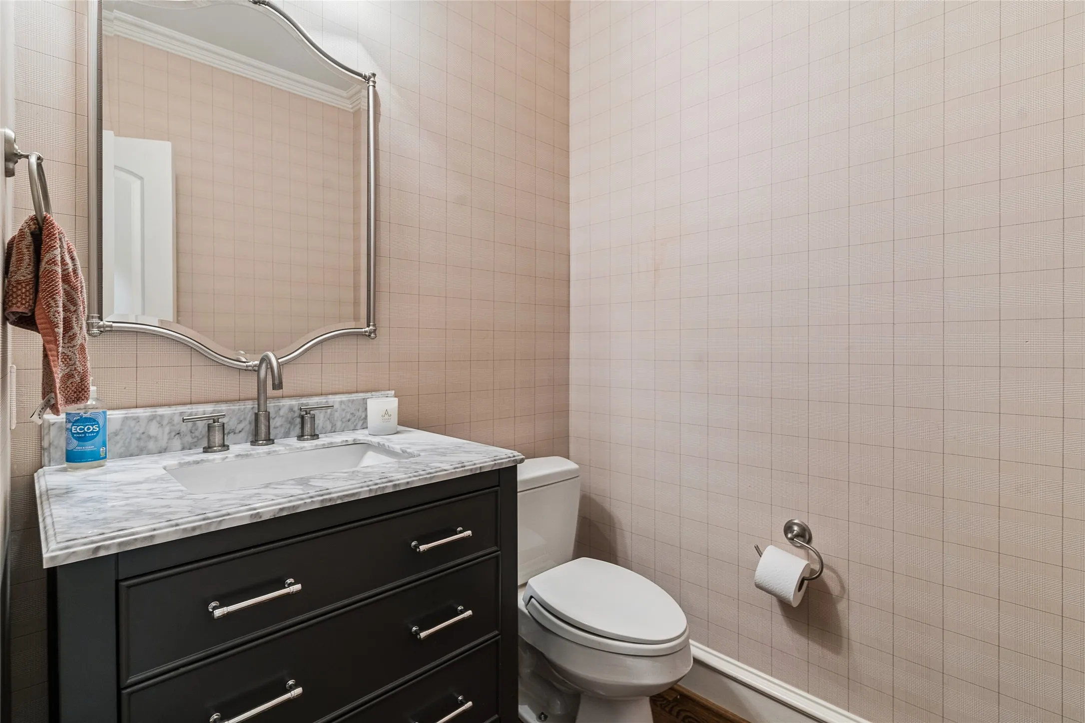 Single Family Residence For Sale in Dallas County , 4041 Bryn Mawr Drive, University Park, Texas 75225, 5 Bedroom, 8 Bathroom, 2 Garage spaces, 5,263 Sqft, built in 2006, mls#21377607, Real Estate Agent in University Park, Homes For Sale in Dallas county, Homes For Sale in University Park, Realtor in University Park Texas, Real Estate Brokerage Independent Realty Texas, Luminita Cordes Realtor