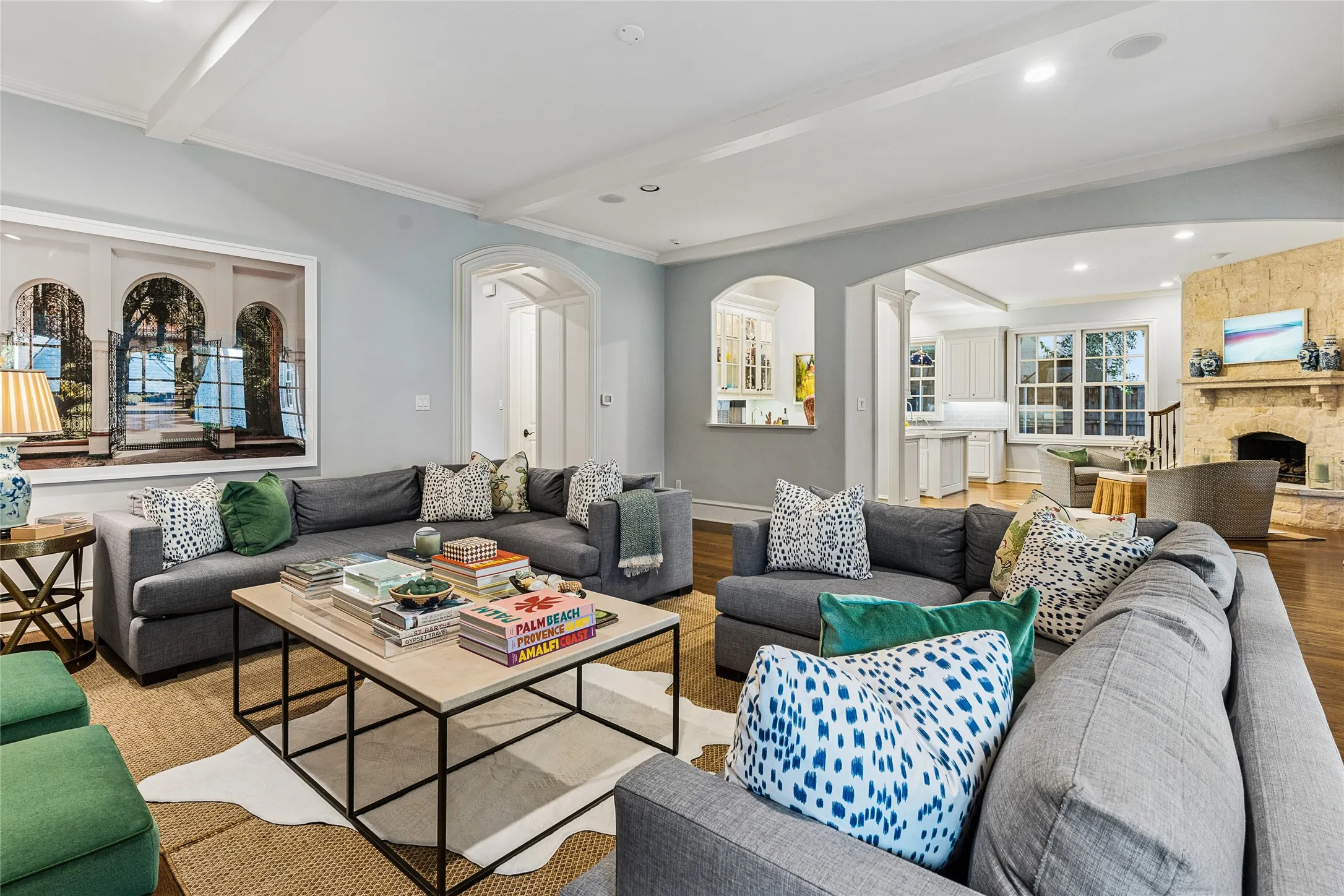 Single Family Residence For Sale in Dallas County , 4041 Bryn Mawr Drive, University Park, Texas 75225, 5 Bedroom, 8 Bathroom, 2 Garage spaces, 5,263 Sqft, built in 2006, mls#21377607, Real Estate Agent in University Park, Homes For Sale in Dallas county, Homes For Sale in University Park, Realtor in University Park Texas, Real Estate Brokerage Independent Realty Texas, Luminita Cordes Realtor