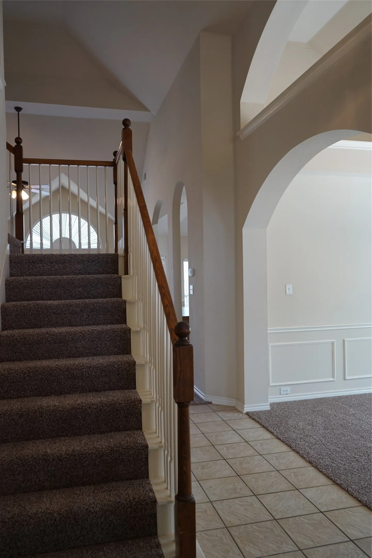 Single Family Residence For Rent in Tarrant County , 1507 Chateau Lane, Mansfield, Texas 76063, 5 Bedroom, 3 Bathroom, 2 Garage spaces, 2,863 Sqft, built in 2004, mls#21379962, Real Estate Agent in Mansfield, Homes For Rent in Tarrant county, Homes For Rent in Mansfield, Realtor in Mansfield Texas, Real Estate Brokerage Independent Realty Texas, Luminita Cordes Realtor