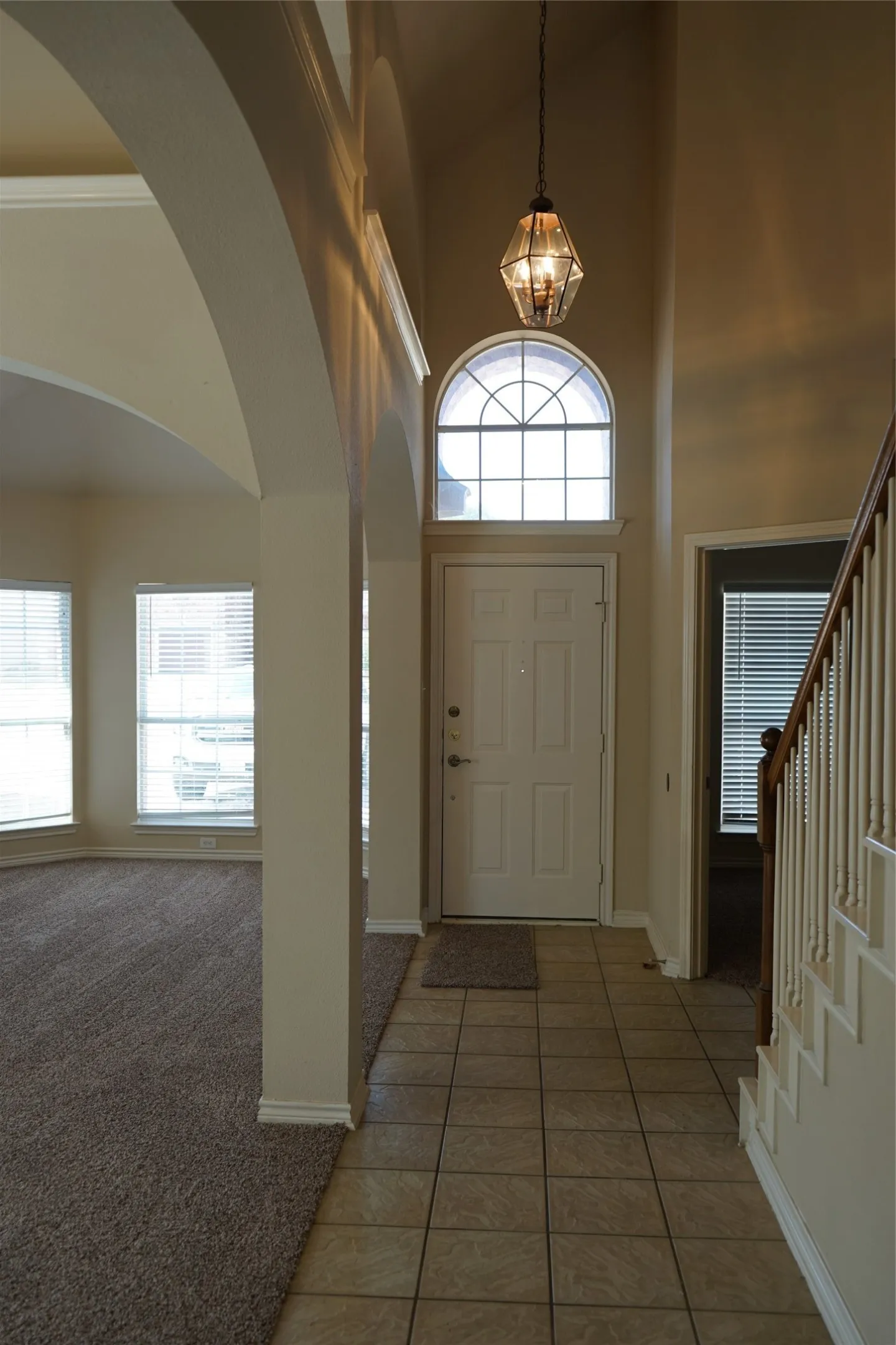 Single Family Residence For Rent in Tarrant County , 1507 Chateau Lane, Mansfield, Texas 76063, 5 Bedroom, 3 Bathroom, 2 Garage spaces, 2,863 Sqft, built in 2004, mls#21379962, Real Estate Agent in Mansfield, Homes For Rent in Tarrant county, Homes For Rent in Mansfield, Realtor in Mansfield Texas, Real Estate Brokerage Independent Realty Texas, Luminita Cordes Realtor