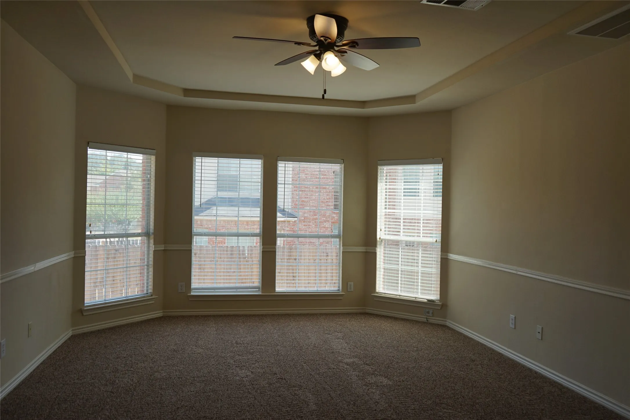 Single Family Residence For Rent in Tarrant County , 1507 Chateau Lane, Mansfield, Texas 76063, 5 Bedroom, 3 Bathroom, 2 Garage spaces, 2,863 Sqft, built in 2004, mls#21379962, Real Estate Agent in Mansfield, Homes For Rent in Tarrant county, Homes For Rent in Mansfield, Realtor in Mansfield Texas, Real Estate Brokerage Independent Realty Texas, Luminita Cordes Realtor