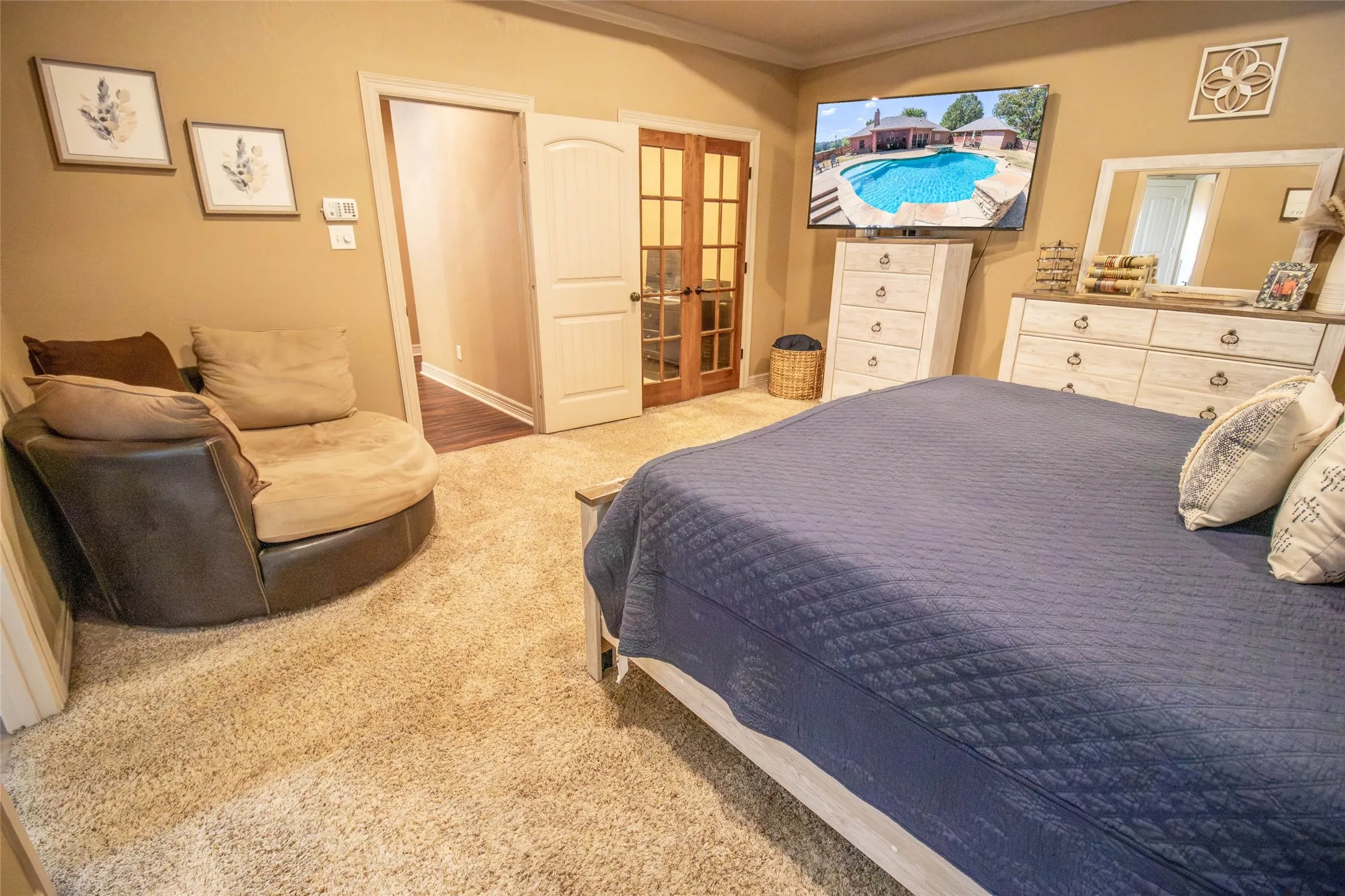 Single Family Residence For Sale in Harrison County , 135 Pond Drive, Marshall, Texas 75672, 3 Bedroom, 3 Bathroom, 2 Garage spaces, 1,862 Sqft, built in 2010, mls#21376887, Real Estate Agent in Marshall, Homes For Sale in Harrison county, Homes For Sale in Marshall, Realtor in Marshall Texas, Real Estate Brokerage Independent Realty Texas, Luminita Cordes Realtor