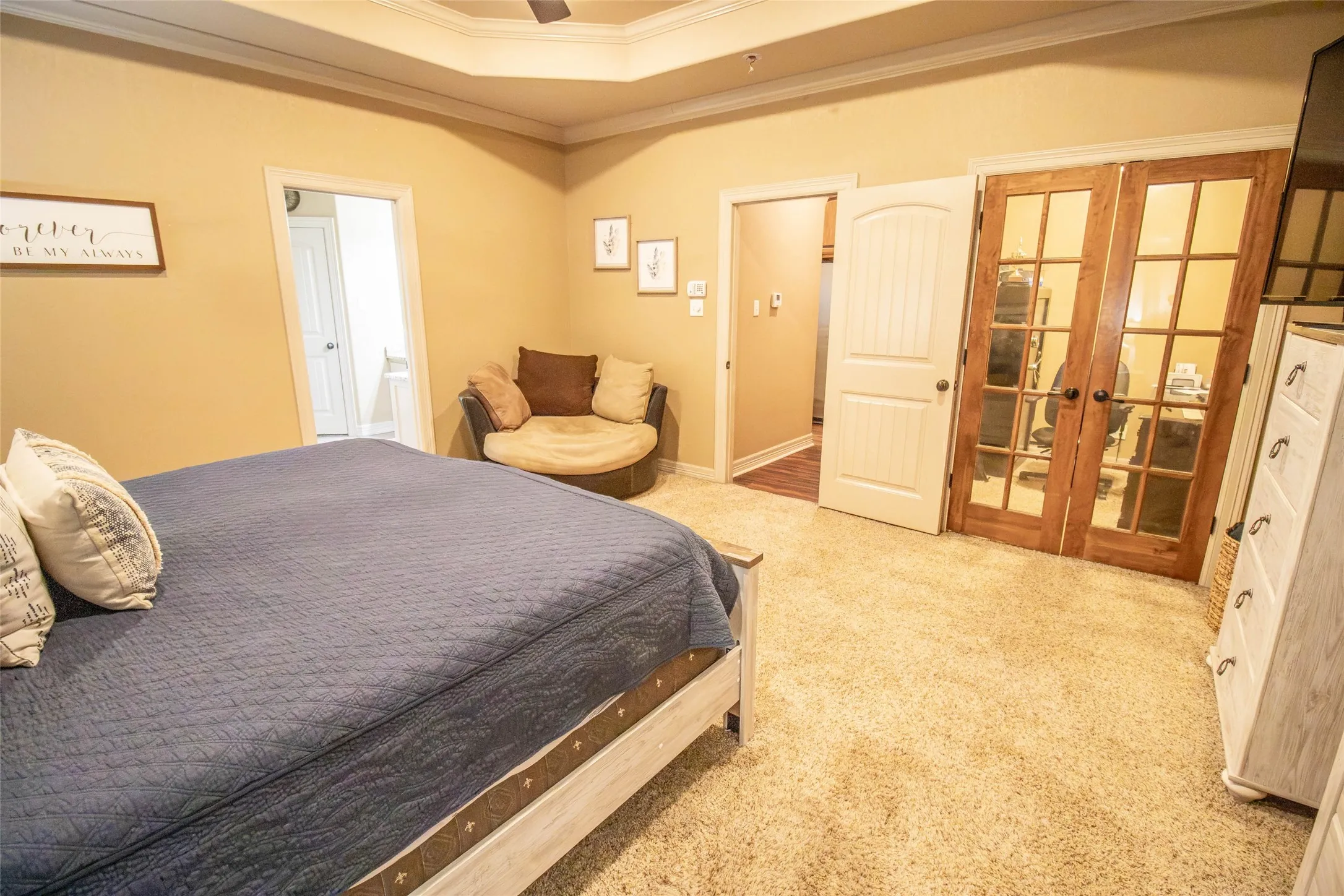 Single Family Residence For Sale in Harrison County , 135 Pond Drive, Marshall, Texas 75672, 3 Bedroom, 3 Bathroom, 2 Garage spaces, 1,862 Sqft, built in 2010, mls#21376887, Real Estate Agent in Marshall, Homes For Sale in Harrison county, Homes For Sale in Marshall, Realtor in Marshall Texas, Real Estate Brokerage Independent Realty Texas, Luminita Cordes Realtor
