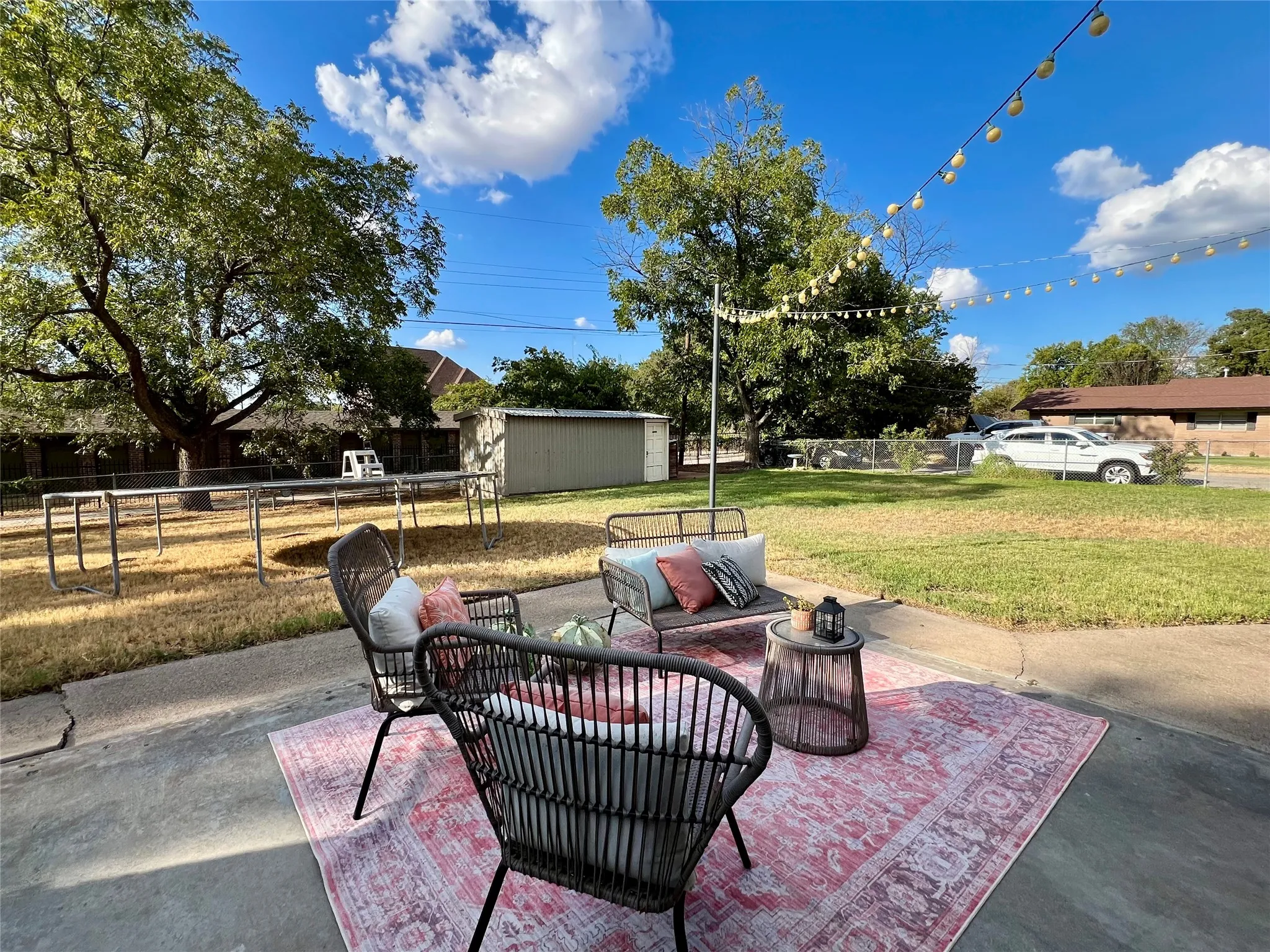 Single Family Residence For Sale in Erath County , 1811 W Overhill Drive, Stephenville, Texas 76401, 3 Bedroom, 2 Bathroom, 2 Garage spaces, 1,976 Sqft, built in 1975, mls#21379970, Real Estate Agent in Stephenville, Homes For Sale in Erath county, Homes For Sale in Stephenville, Realtor in Stephenville Texas, Real Estate Brokerage Independent Realty Texas, Luminita Cordes Realtor
