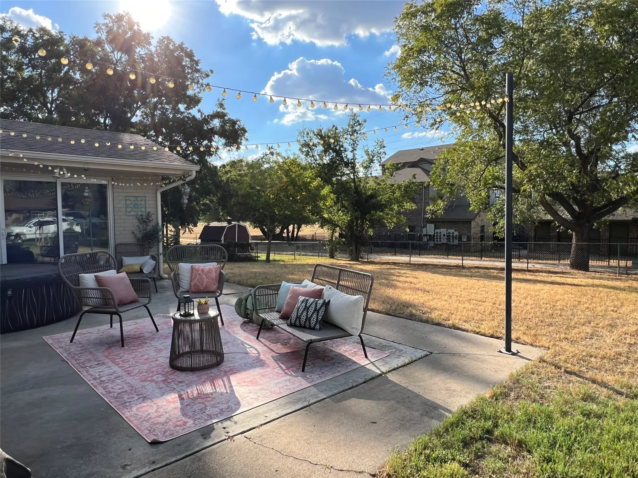 Single Family Residence For Sale in Erath County , 1811 W Overhill Drive, Stephenville, Texas 76401, 3 Bedroom, 2 Bathroom, 2 Garage spaces, 1,976 Sqft, built in 1975, mls#21379970, Real Estate Agent in Stephenville, Homes For Sale in Erath county, Homes For Sale in Stephenville, Realtor in Stephenville Texas, Real Estate Brokerage Independent Realty Texas, Luminita Cordes Realtor