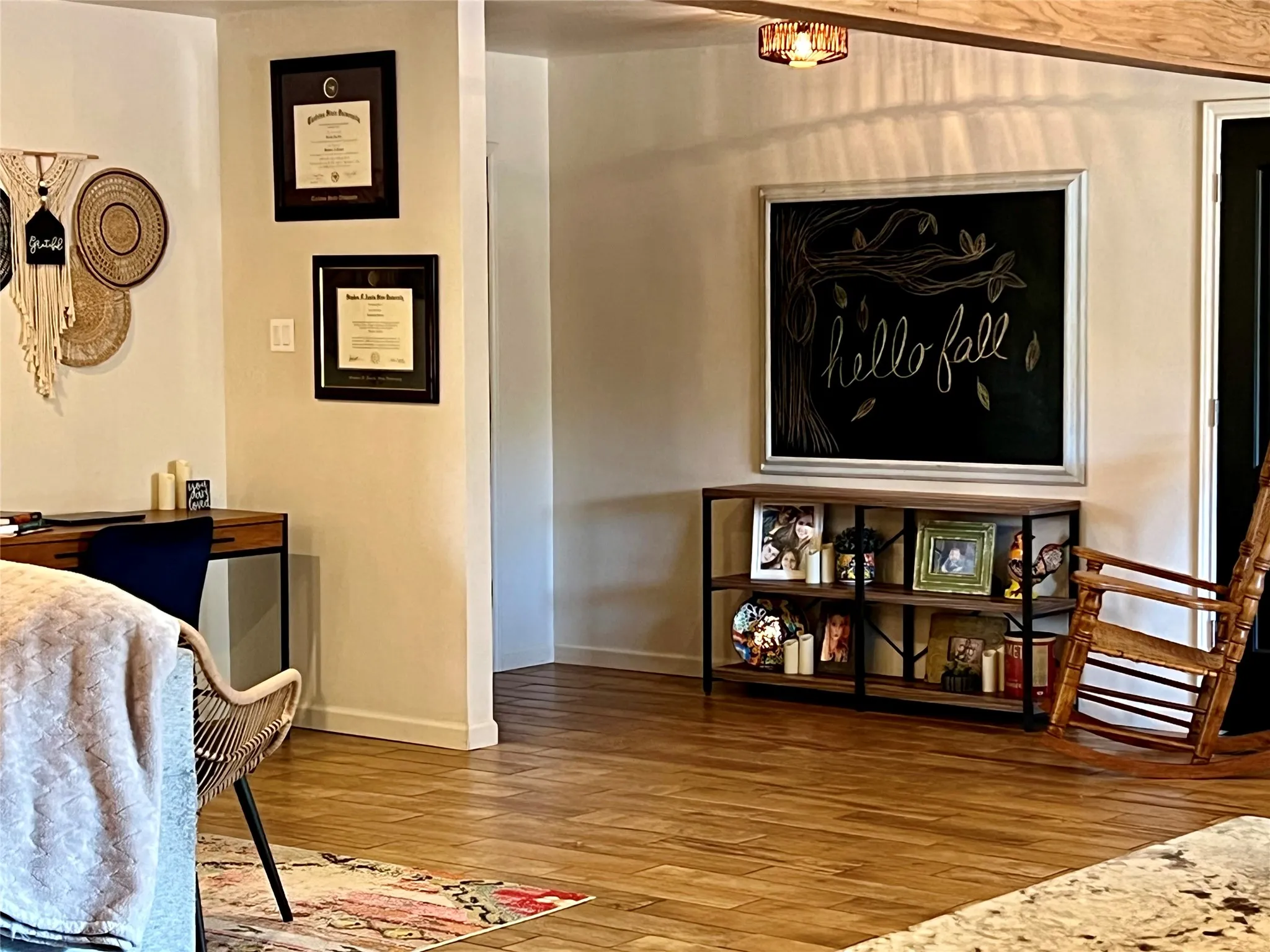 Single Family Residence For Sale in Erath County , 1811 W Overhill Drive, Stephenville, Texas 76401, 3 Bedroom, 2 Bathroom, 2 Garage spaces, 1,976 Sqft, built in 1975, mls#21379970, Real Estate Agent in Stephenville, Homes For Sale in Erath county, Homes For Sale in Stephenville, Realtor in Stephenville Texas, Real Estate Brokerage Independent Realty Texas, Luminita Cordes Realtor