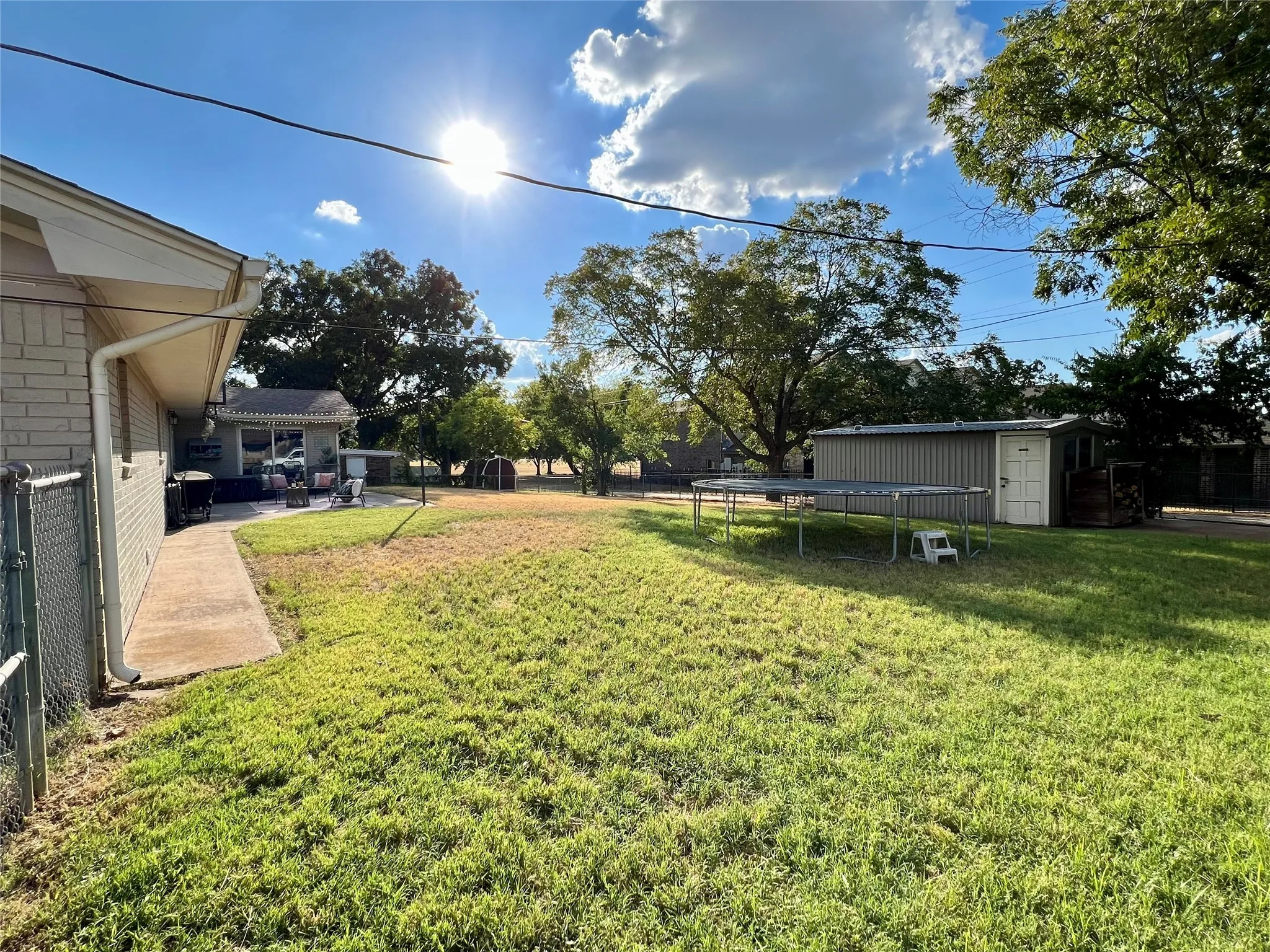 Single Family Residence For Sale in Erath County , 1811 W Overhill Drive, Stephenville, Texas 76401, 3 Bedroom, 2 Bathroom, 2 Garage spaces, 1,976 Sqft, built in 1975, mls#21379970, Real Estate Agent in Stephenville, Homes For Sale in Erath county, Homes For Sale in Stephenville, Realtor in Stephenville Texas, Real Estate Brokerage Independent Realty Texas, Luminita Cordes Realtor