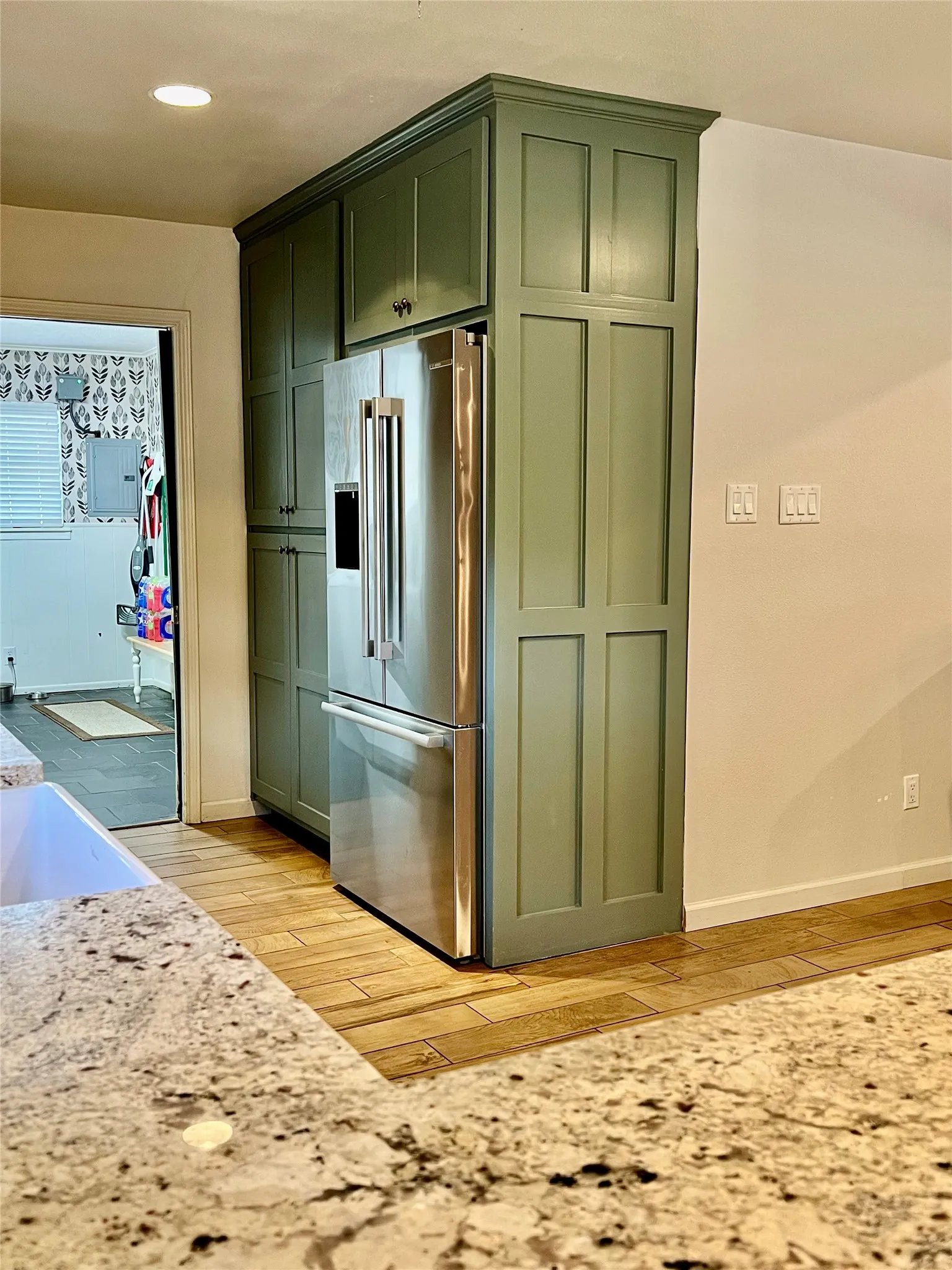 Single Family Residence For Sale in Erath County , 1811 W Overhill Drive, Stephenville, Texas 76401, 3 Bedroom, 2 Bathroom, 2 Garage spaces, 1,976 Sqft, built in 1975, mls#21379970, Real Estate Agent in Stephenville, Homes For Sale in Erath county, Homes For Sale in Stephenville, Realtor in Stephenville Texas, Real Estate Brokerage Independent Realty Texas, Luminita Cordes Realtor