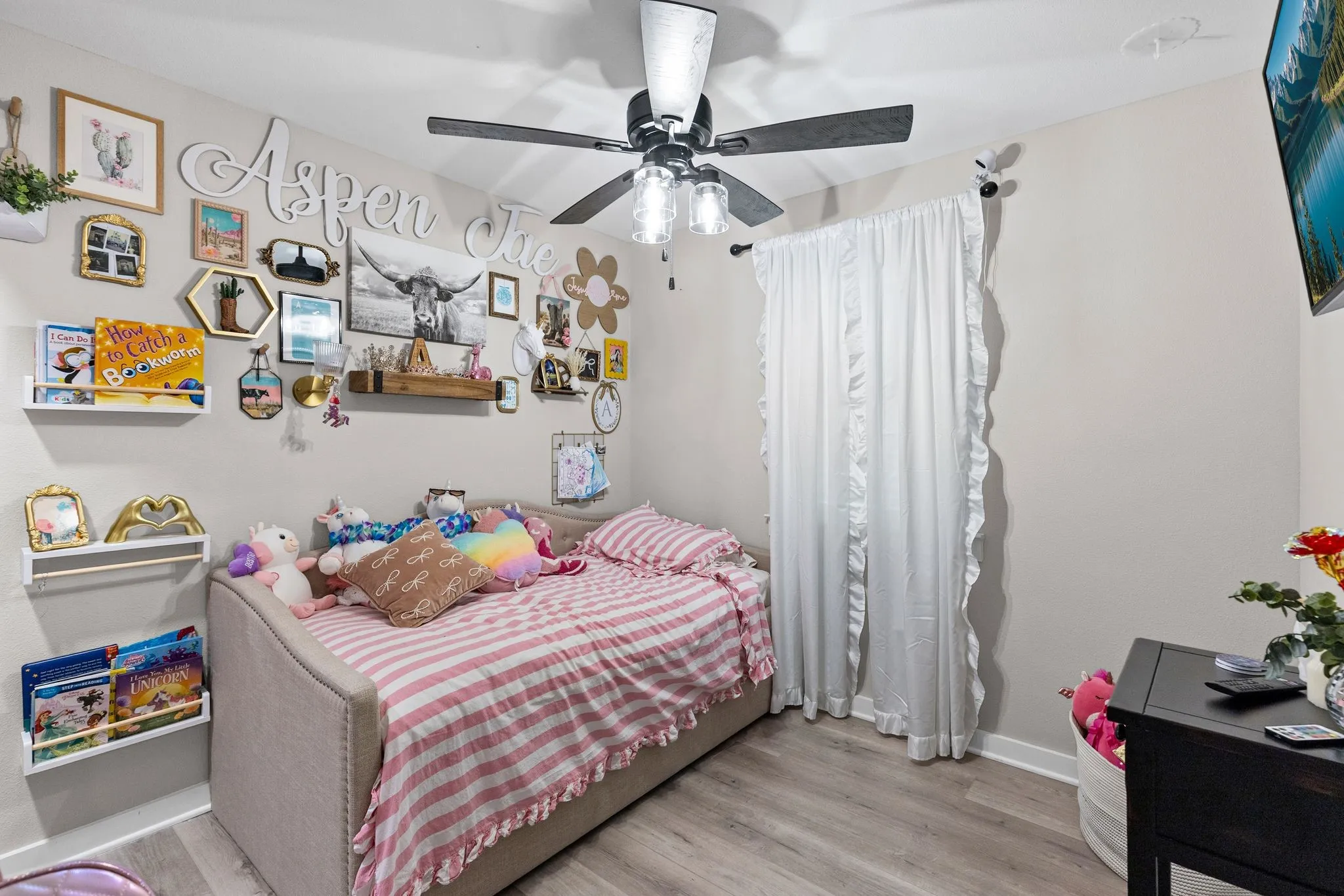 Farm For Sale in Hunt County , 3291 County Road 3116, Lone Oak, Texas 75453, 3 Bedroom, 2 Bathroom, Garage spaces, 1,600 Sqft, built in 2024, mls#21379972, Real Estate Agent in Lone Oak, Homes For Sale in Hunt county, Homes For Sale in Lone Oak, Realtor in Lone Oak Texas, Real Estate Brokerage Independent Realty Texas, Luminita Cordes Realtor