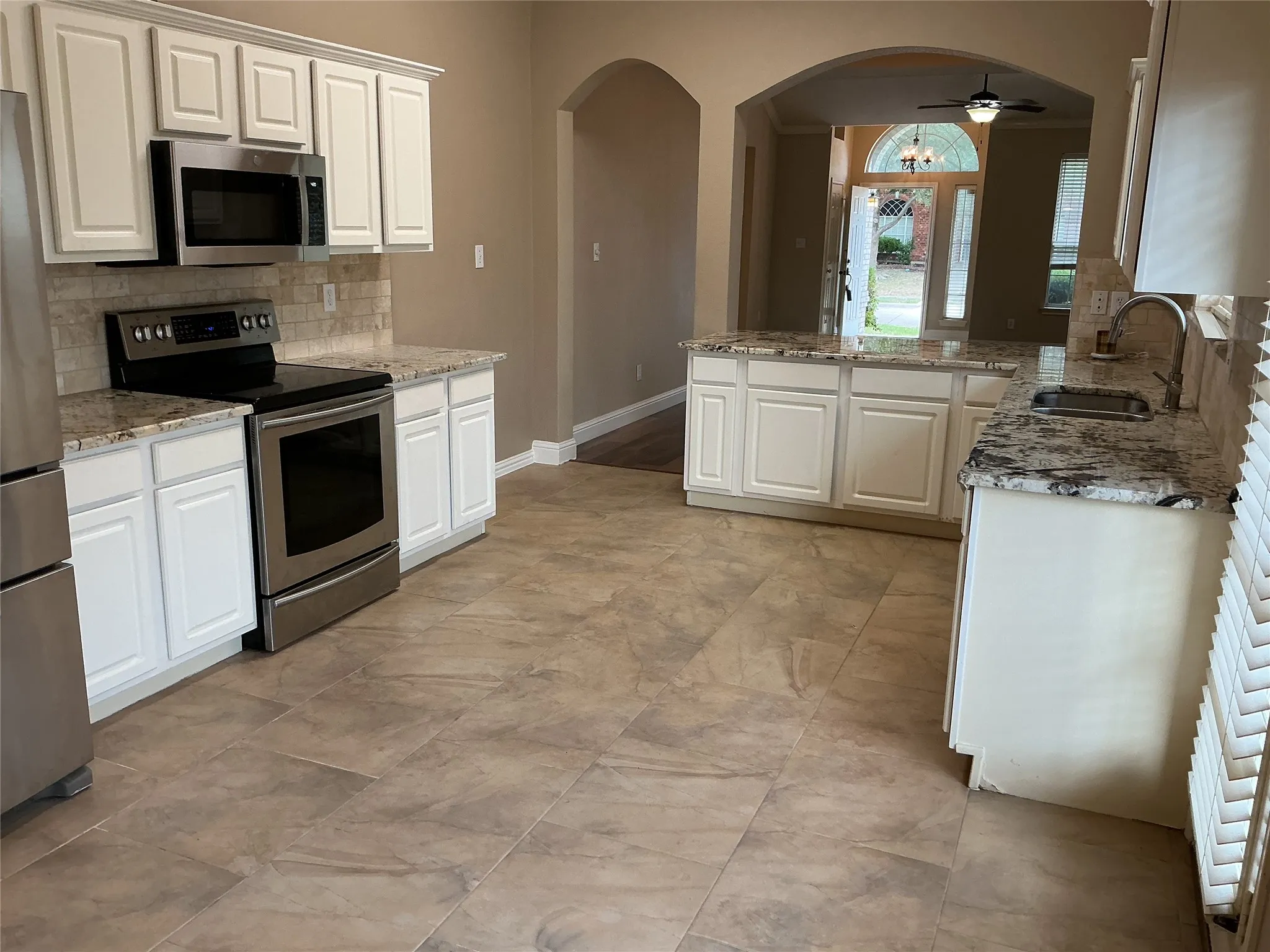 open kitchen with state of art granite