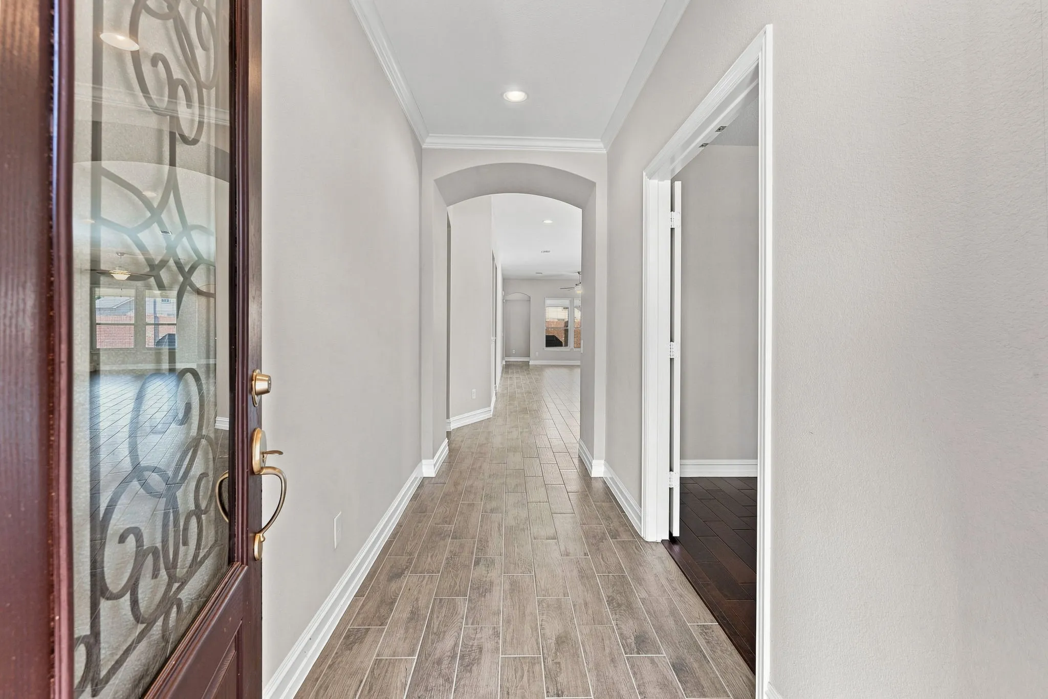 Single Family Residence For Sale in Collin County , 3812 Valachian Circle, Mc Kinney, Texas 75071, 3 Bedroom, 2 Bathroom, 2 Garage spaces, 2,202 Sqft, built in 2016, mls#21379715, Real Estate Agent in Mc Kinney, Homes For Sale in Collin county, Homes For Sale in Mc Kinney, Realtor in Mc Kinney Texas, Real Estate Brokerage Independent Realty Texas, Luminita Cordes Realtor
