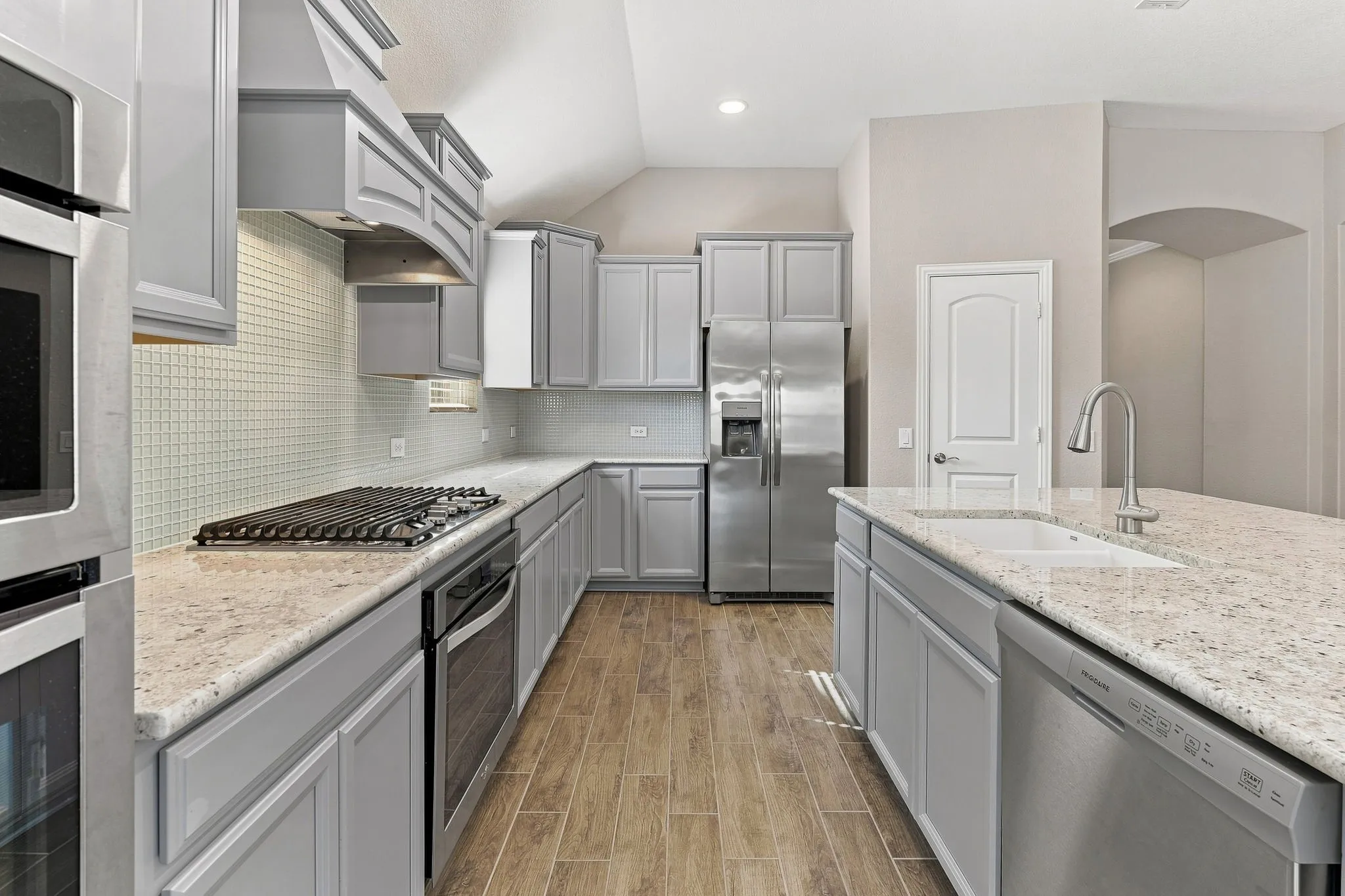 Single Family Residence For Sale in Collin County , 3812 Valachian Circle, Mc Kinney, Texas 75071, 3 Bedroom, 2 Bathroom, 2 Garage spaces, 2,202 Sqft, built in 2016, mls#21379715, Real Estate Agent in Mc Kinney, Homes For Sale in Collin county, Homes For Sale in Mc Kinney, Realtor in Mc Kinney Texas, Real Estate Brokerage Independent Realty Texas, Luminita Cordes Realtor
