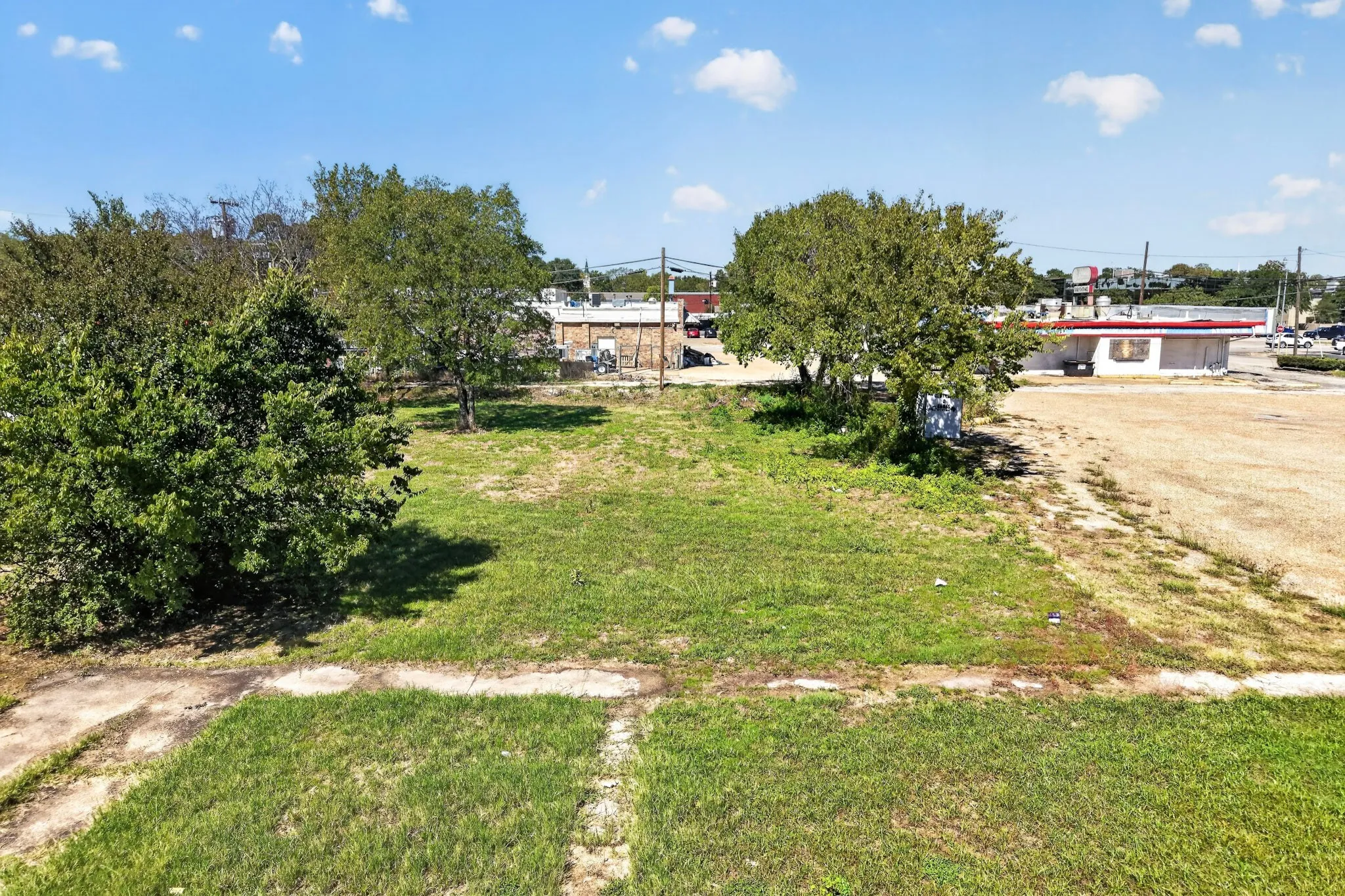 Unimproved Land For Sale in Ellis County , 406 W Brown Street, Ennis, Texas 75119, 0, 0, Garage spaces, 0 Sqft, built in 0, mls#21379983, Real Estate Agent in Ennis, Homes For Sale in Ellis county, Homes For Sale in Ennis, Realtor in Ennis Texas, Real Estate Brokerage Independent Realty Texas, Luminita Cordes Realtor