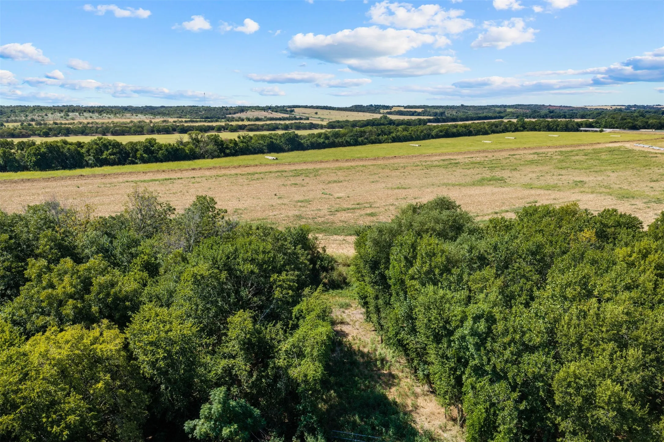 Improved Land For Sale in Falls County , 4562 hwy 77, Chilton, Texas 76632, 0, 0, Garage spaces, 0 Sqft, built in 0, mls#21368556, Real Estate Agent in Chilton, Homes For Sale in Falls county, Homes For Sale in Chilton, Realtor in Chilton Texas, Real Estate Brokerage Independent Realty Texas, Luminita Cordes Realtor