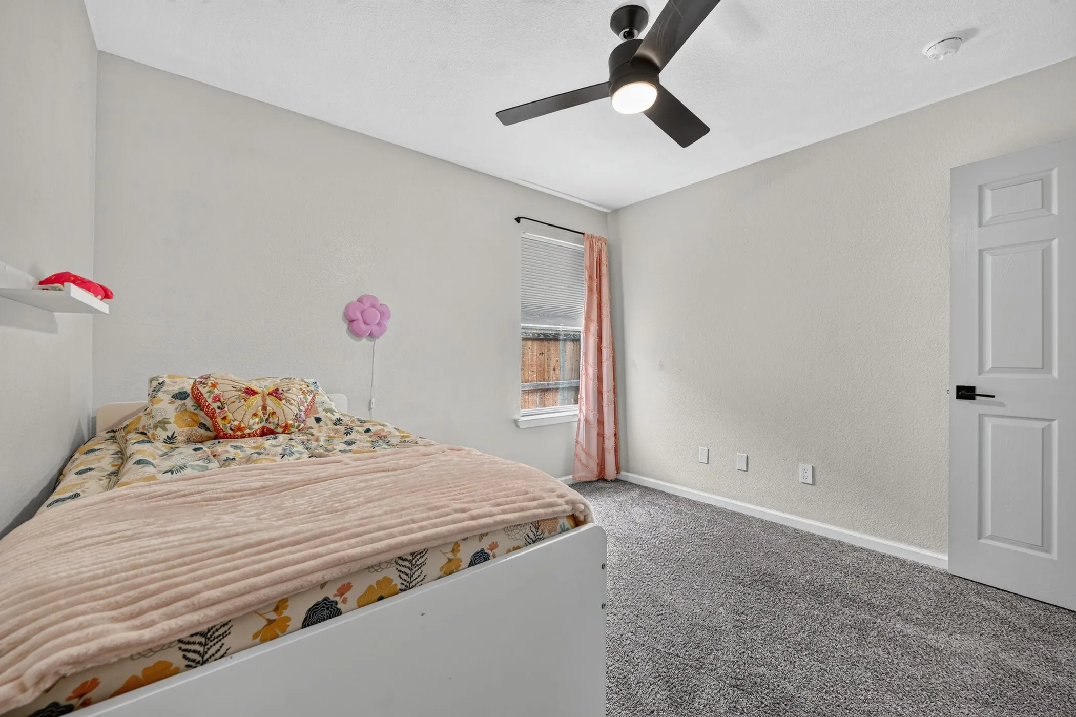 Single Family Residence For Sale in Tarrant County , 9228 Jason Drive, White Settlement, Texas 76108, 3 Bedroom, 2 Bathroom, 2 Garage spaces, 1,497 Sqft, built in 2005, mls#21379992, Real Estate Agent in White Settlement, Homes For Sale in Tarrant county, Homes For Sale in White Settlement, Realtor in White Settlement Texas, Real Estate Brokerage Independent Realty Texas, Luminita Cordes Realtor