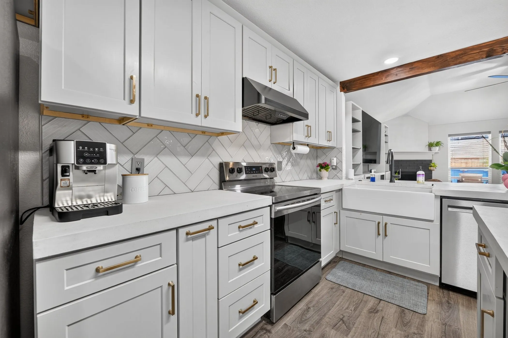 Single Family Residence For Sale in Tarrant County , 9228 Jason Drive, White Settlement, Texas 76108, 3 Bedroom, 2 Bathroom, 2 Garage spaces, 1,497 Sqft, built in 2005, mls#21379992, Real Estate Agent in White Settlement, Homes For Sale in Tarrant county, Homes For Sale in White Settlement, Realtor in White Settlement Texas, Real Estate Brokerage Independent Realty Texas, Luminita Cordes Realtor
