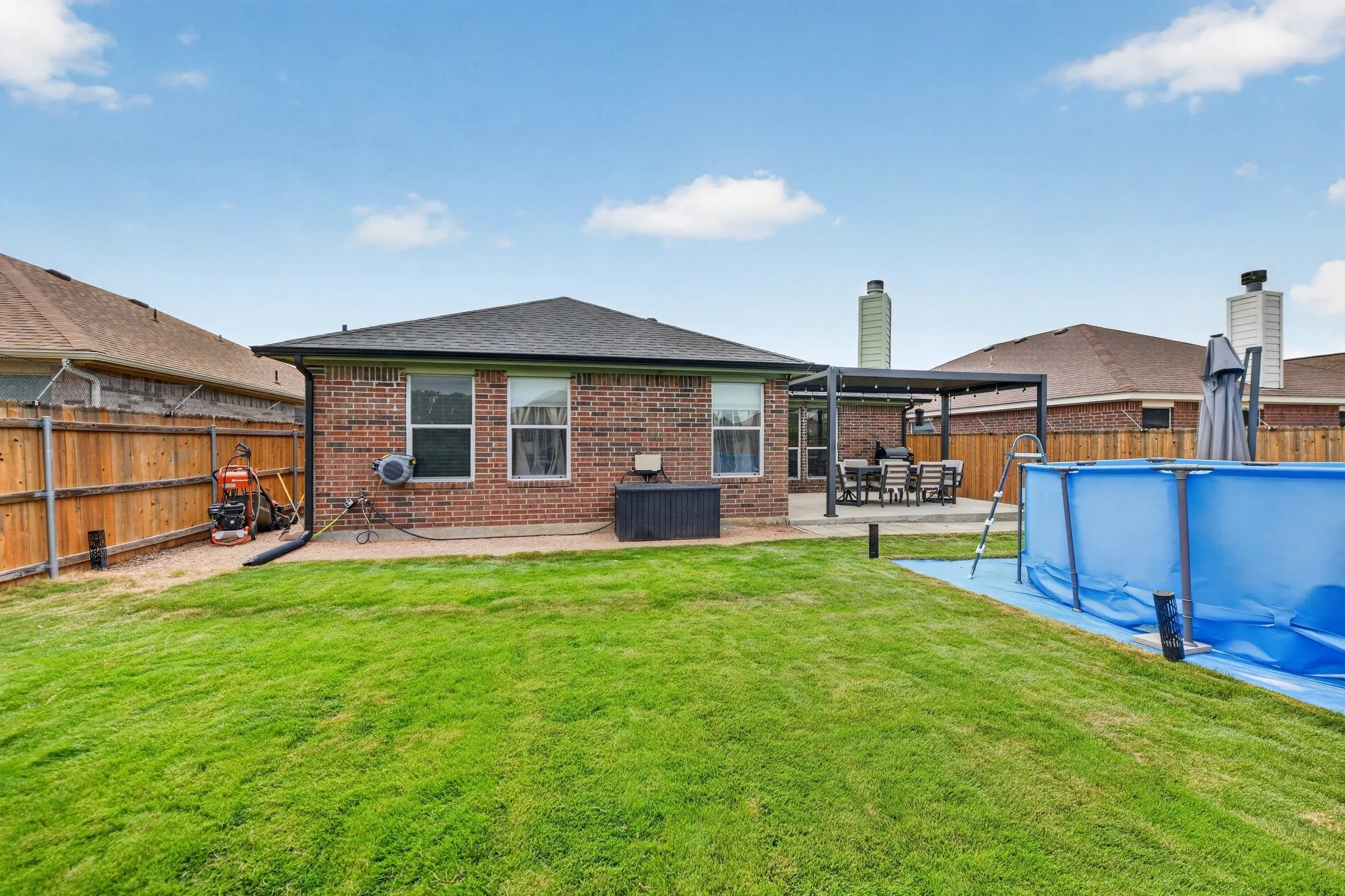 Single Family Residence For Sale in Tarrant County , 9228 Jason Drive, White Settlement, Texas 76108, 3 Bedroom, 2 Bathroom, 2 Garage spaces, 1,497 Sqft, built in 2005, mls#21379992, Real Estate Agent in White Settlement, Homes For Sale in Tarrant county, Homes For Sale in White Settlement, Realtor in White Settlement Texas, Real Estate Brokerage Independent Realty Texas, Luminita Cordes Realtor