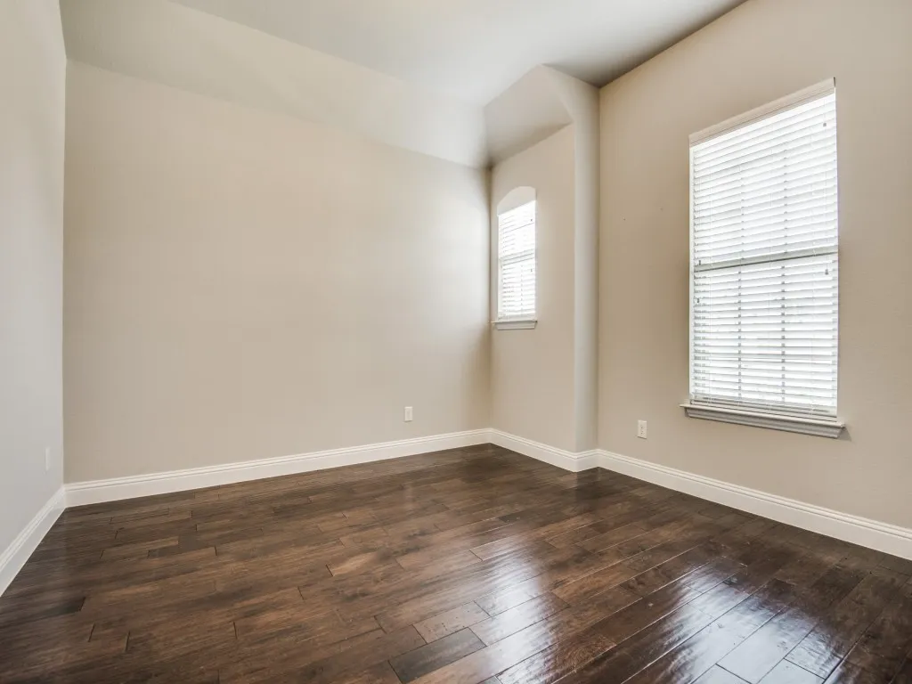 Single Family Residence For Rent in Collin County , 812 Llano Falls Drive, Mc Kinney, Texas 75071, 3 Bedroom, 2 Bathroom, 2 Garage spaces, 1,904 Sqft, built in 2014, mls#21380009, Real Estate Agent in Mc Kinney, Homes For Rent in Collin county, Homes For Rent in Mc Kinney, Realtor in Mc Kinney Texas, Real Estate Brokerage Independent Realty Texas, Luminita Cordes Realtor