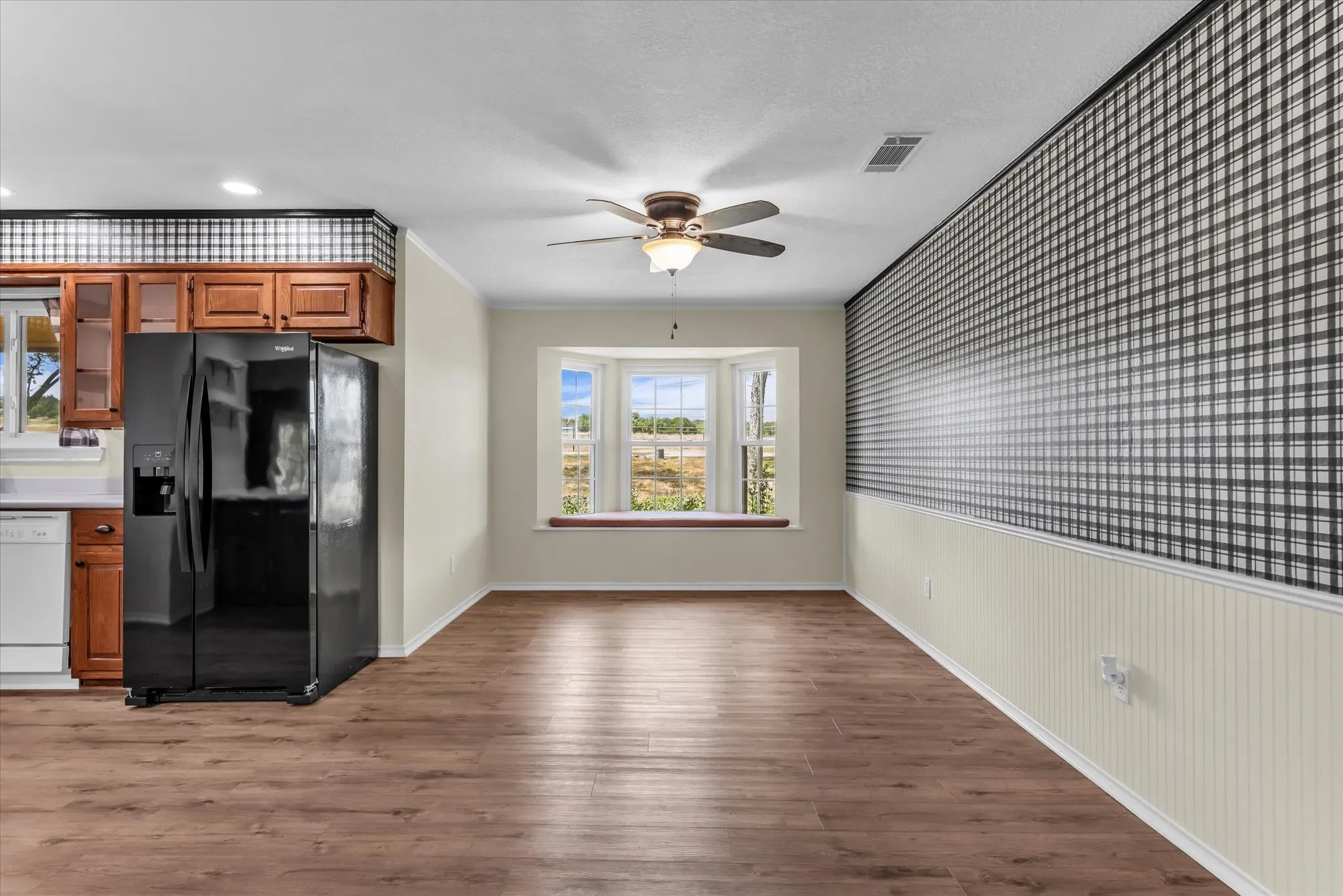 Single Family Residence For Sale in Bosque County , 190 County Road 3198, Valley Mills, Texas 76689, 4 Bedroom, 2 Bathroom, Garage spaces, 2,788 Sqft, built in 1980, mls#21379235, Real Estate Agent in Valley Mills, Homes For Sale in Bosque county, Homes For Sale in Valley Mills, Realtor in Valley Mills Texas, Real Estate Brokerage Independent Realty Texas, Luminita Cordes Realtor