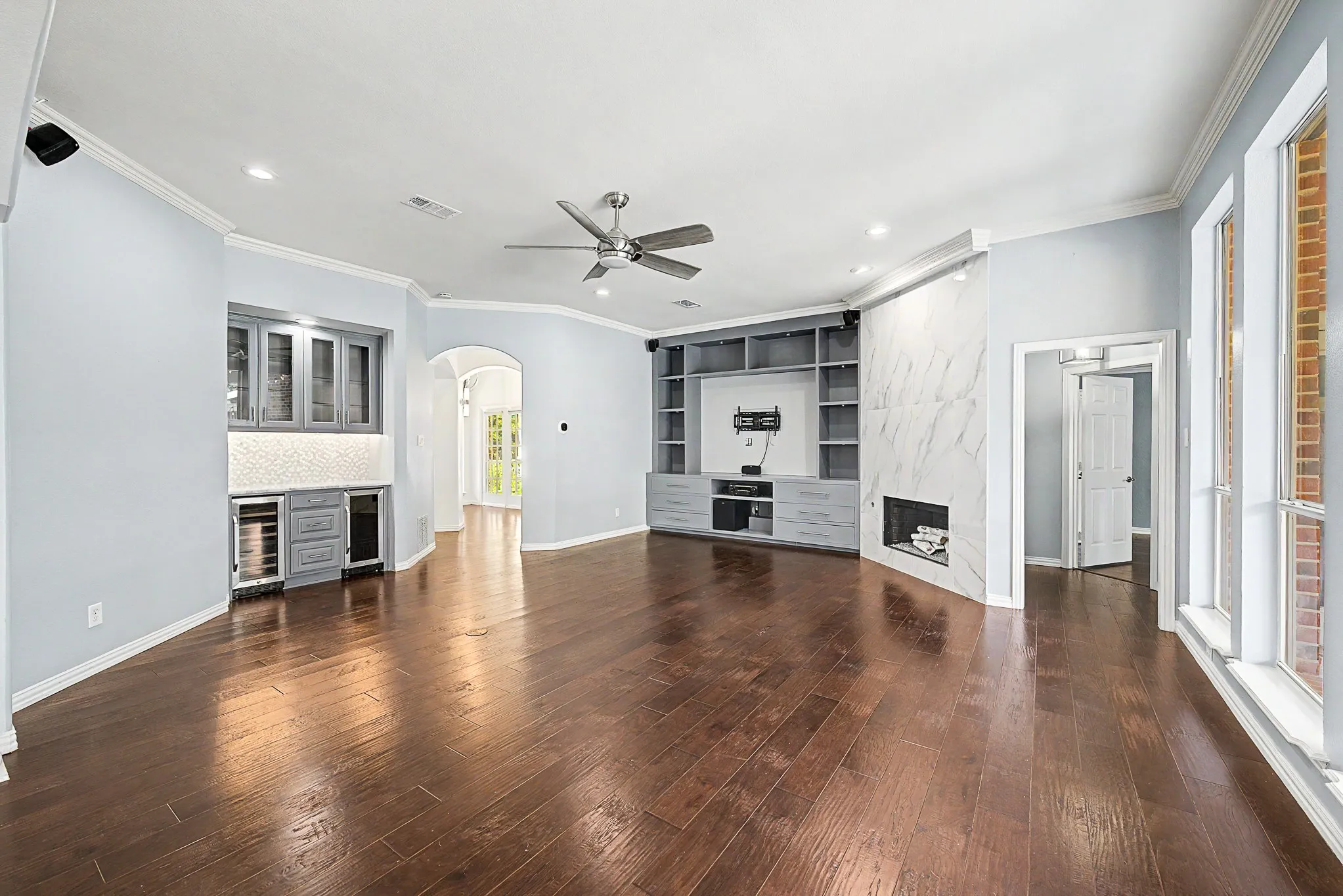 Single Family Residence For Sale in Tarrant County , 2802 Yorkshire Lane, Southlake, Texas 76092, 4 Bedroom, 3 Bathroom, 2 Garage spaces, 3,758 Sqft, built in 1997, mls#21379369, Real Estate Agent in Southlake, Homes For Sale in Tarrant county, Homes For Sale in Southlake, Realtor in Southlake Texas, Real Estate Brokerage Independent Realty Texas, Luminita Cordes Realtor